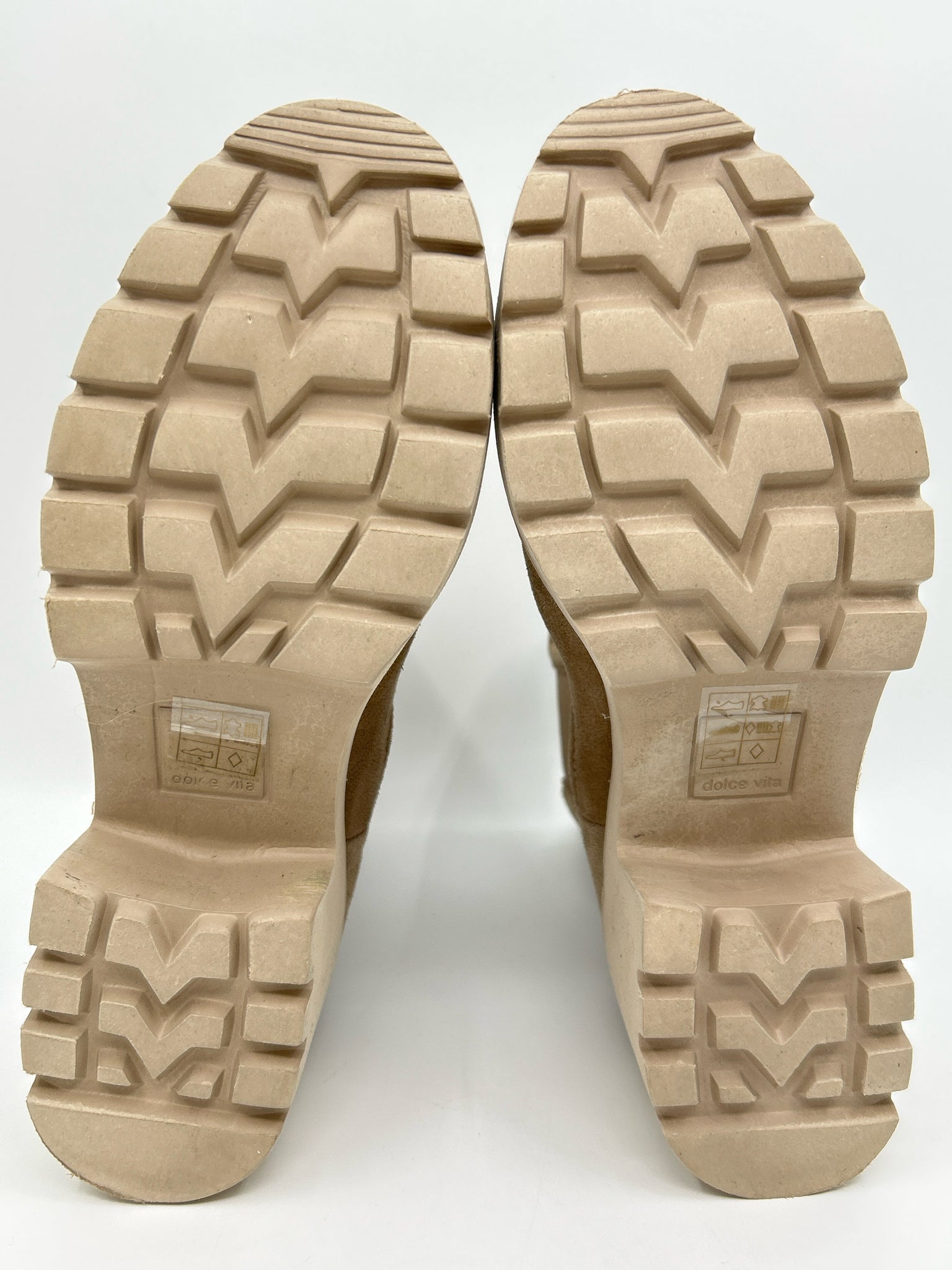 DOLCE VITA Size 7.5 Taupe Women Booties