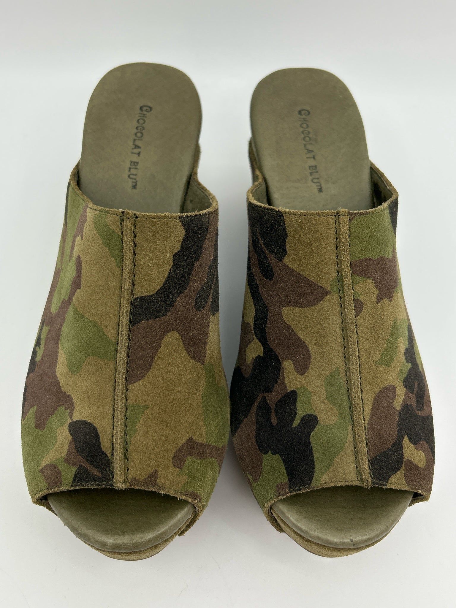 CHOCOLAT BLU Size 8.5 Green Camo Women Sandal