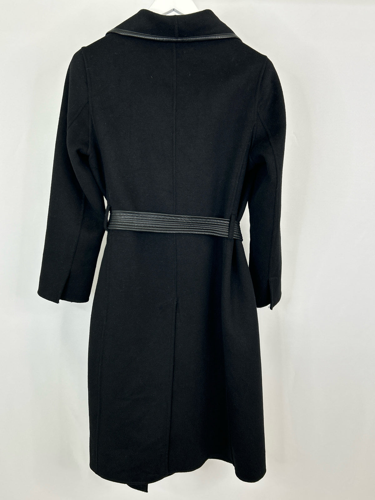 TAHARI Size L Black Women Coat