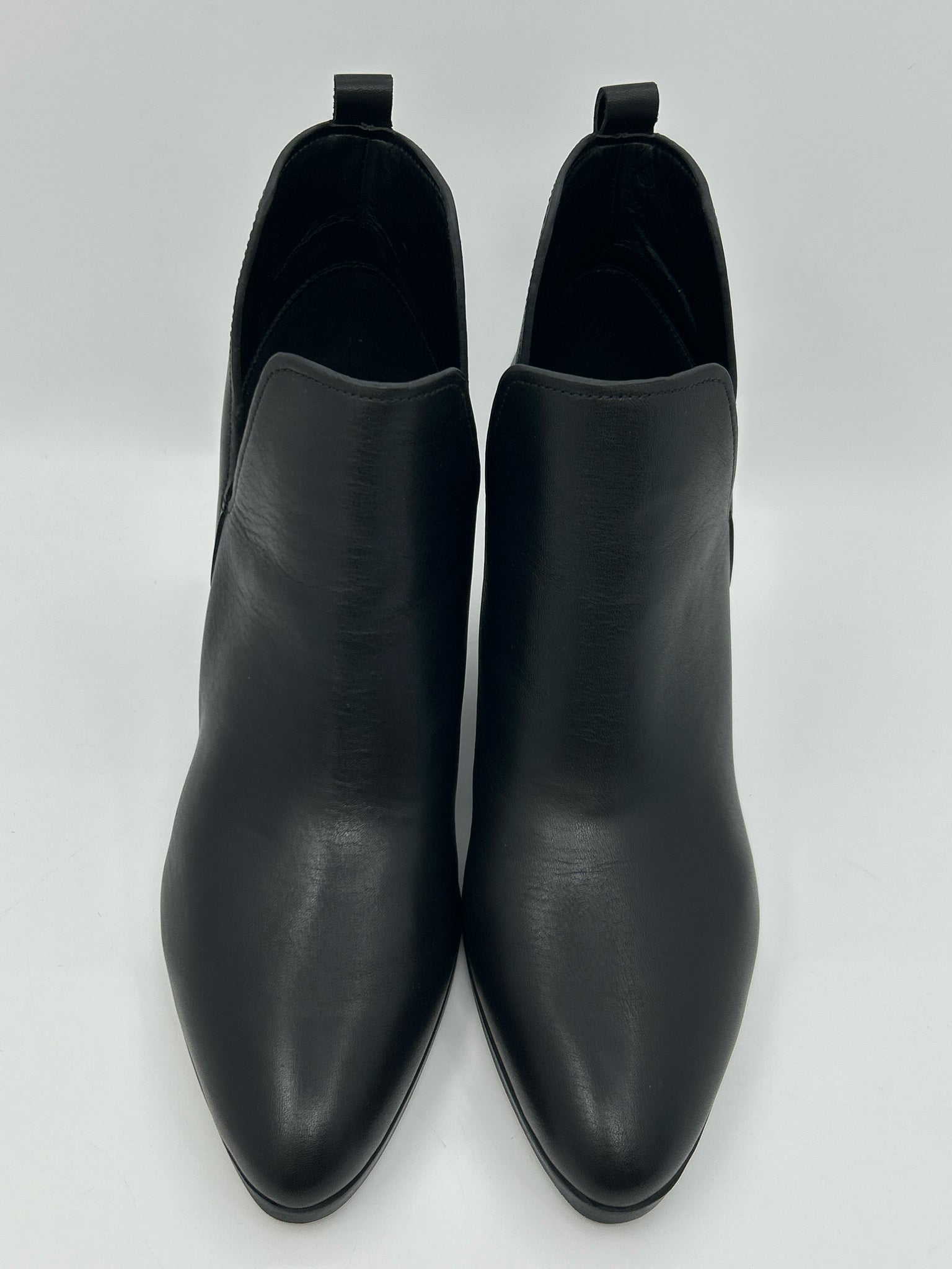 MARC FISHER Size 11M Black Women Booties