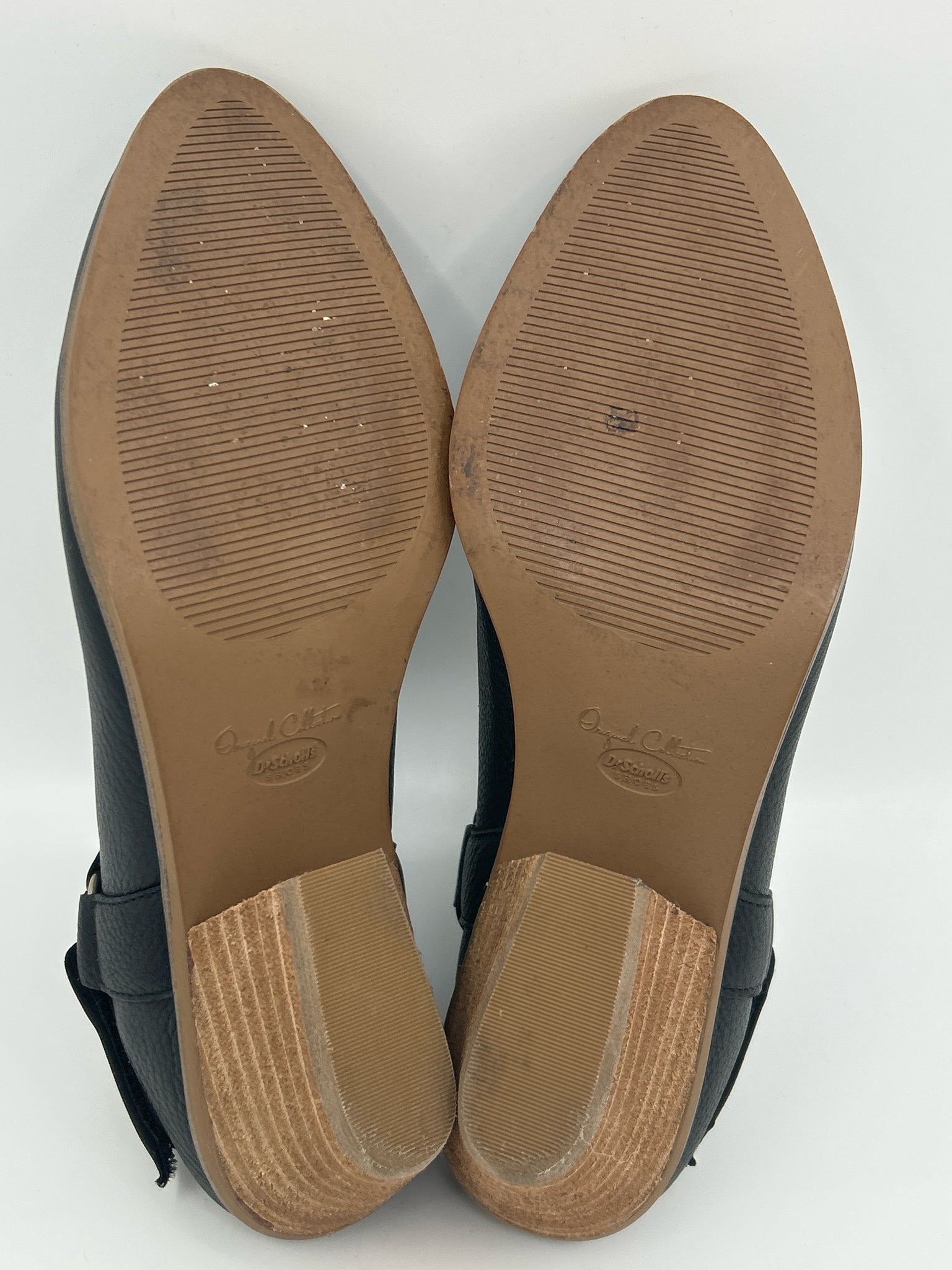 DR. SCHOLL'S Size 7.5M Black Women Shoes