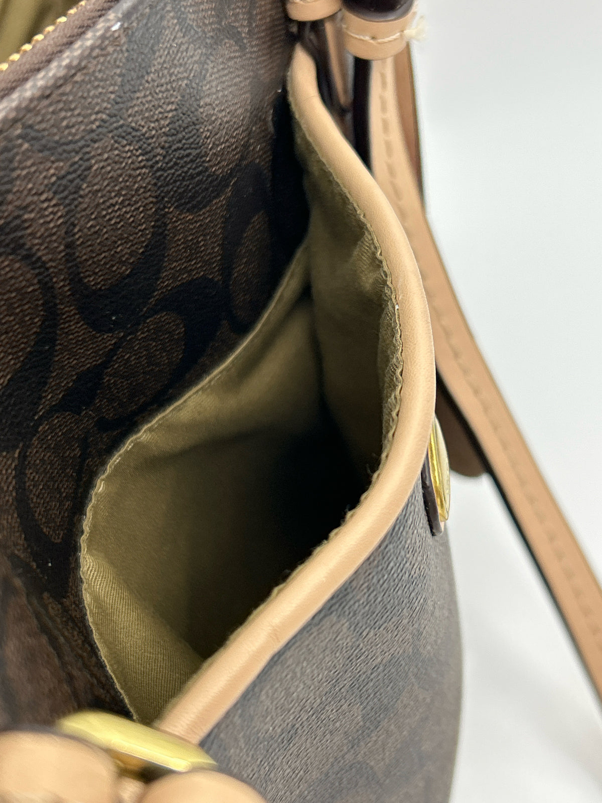 Coach Brown Women Purse