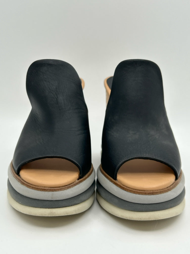 Paloma Barcelo Size 36 Black Women's Sandal