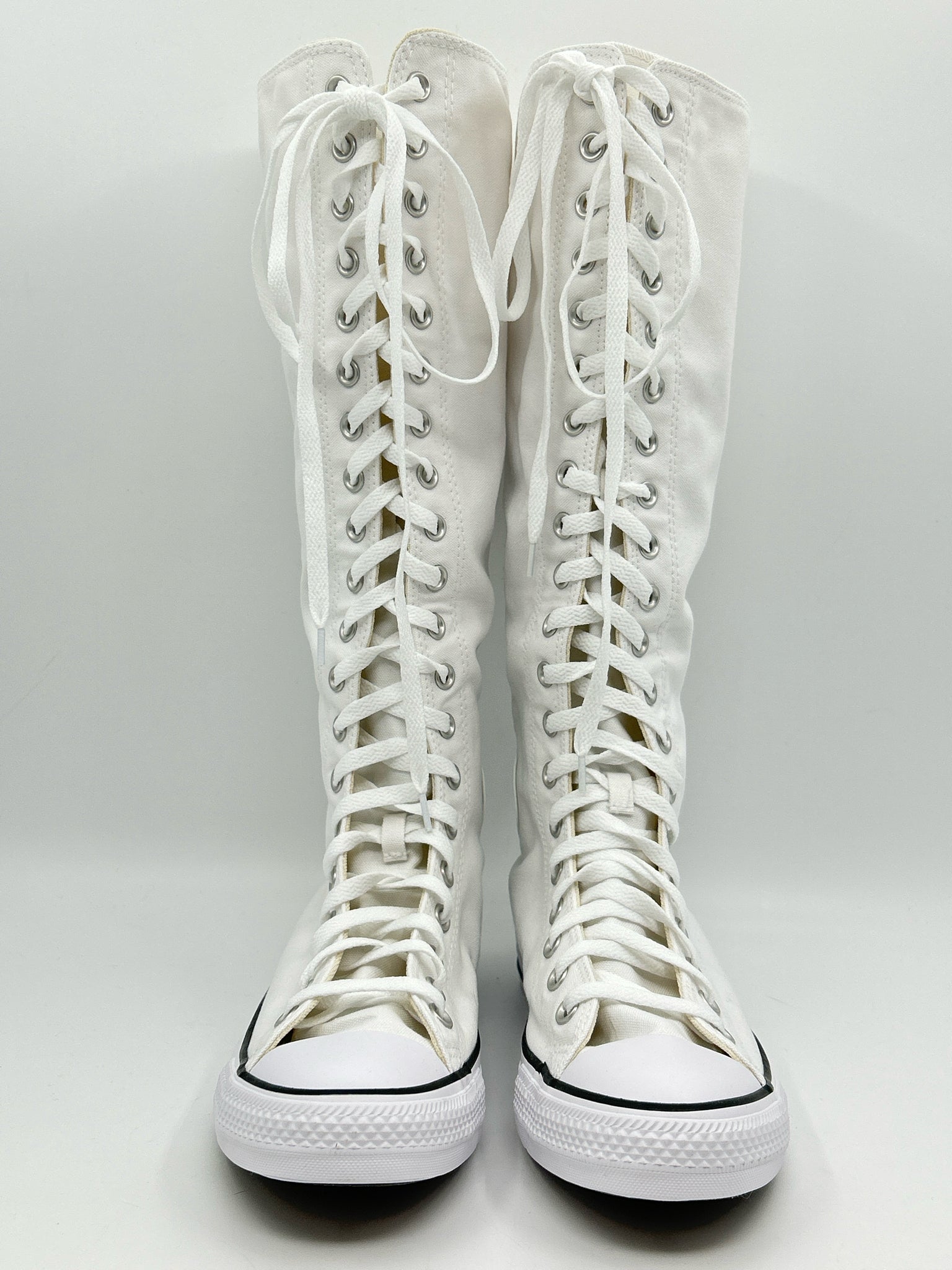 CONVERSE Size 10 White Women Sneakers NIB