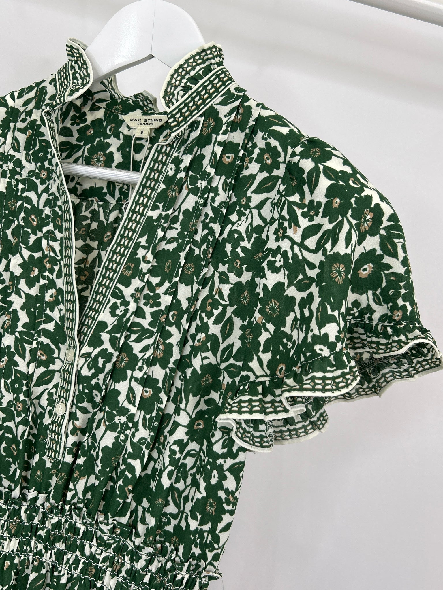 MAX STUDIO Size S GREEN & WHITE Women Dress