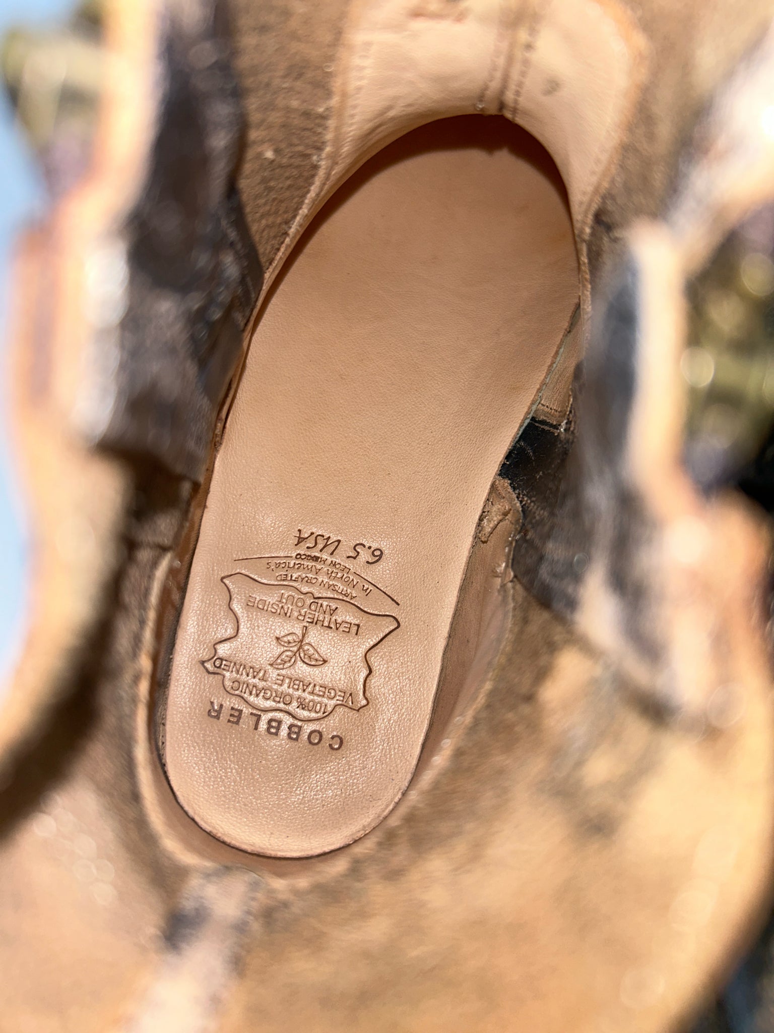 BED STU Size 6.5 Black & Beige Women Booties