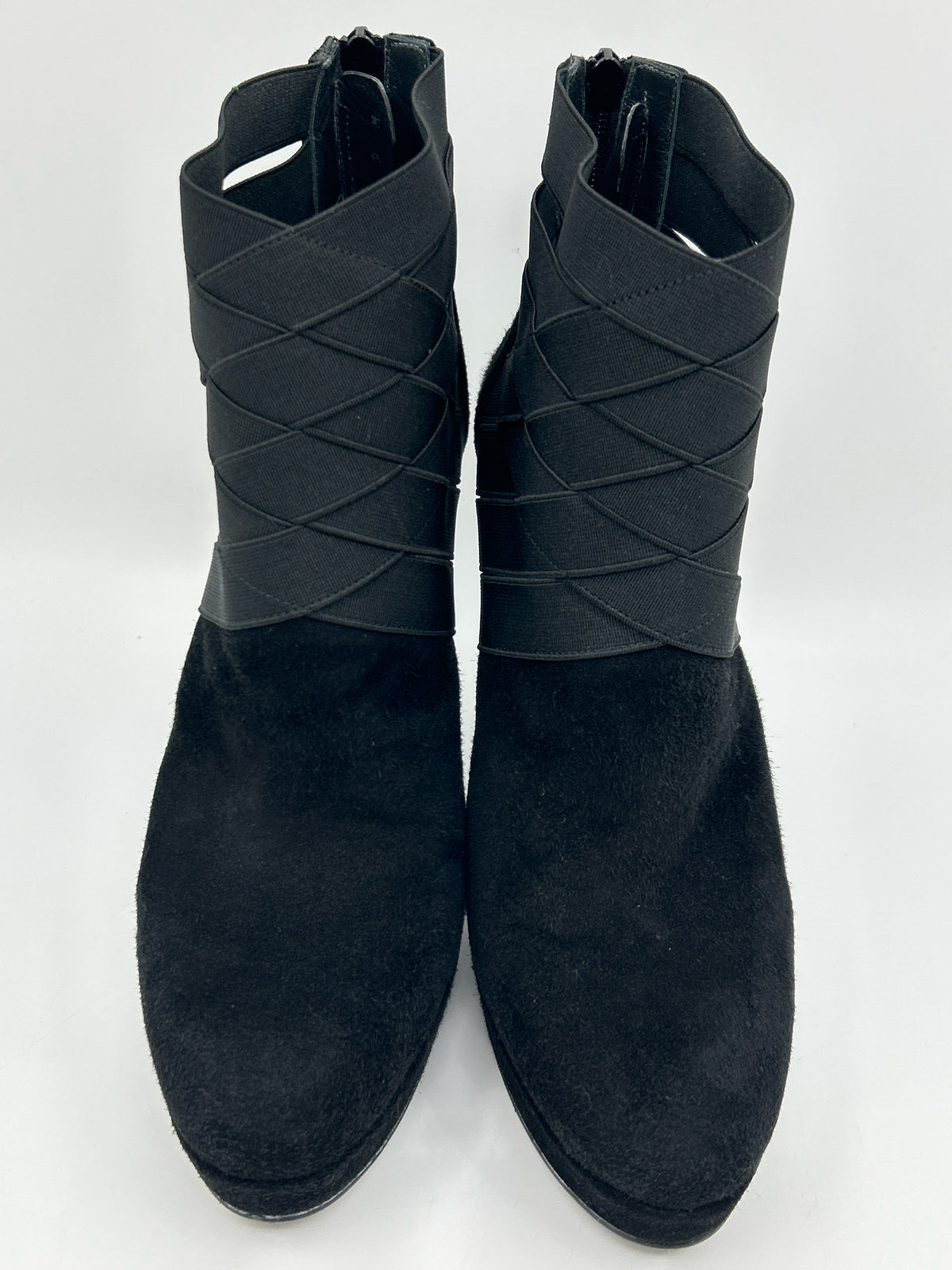STUART WEITZMAN Size 9M Black Women Booties