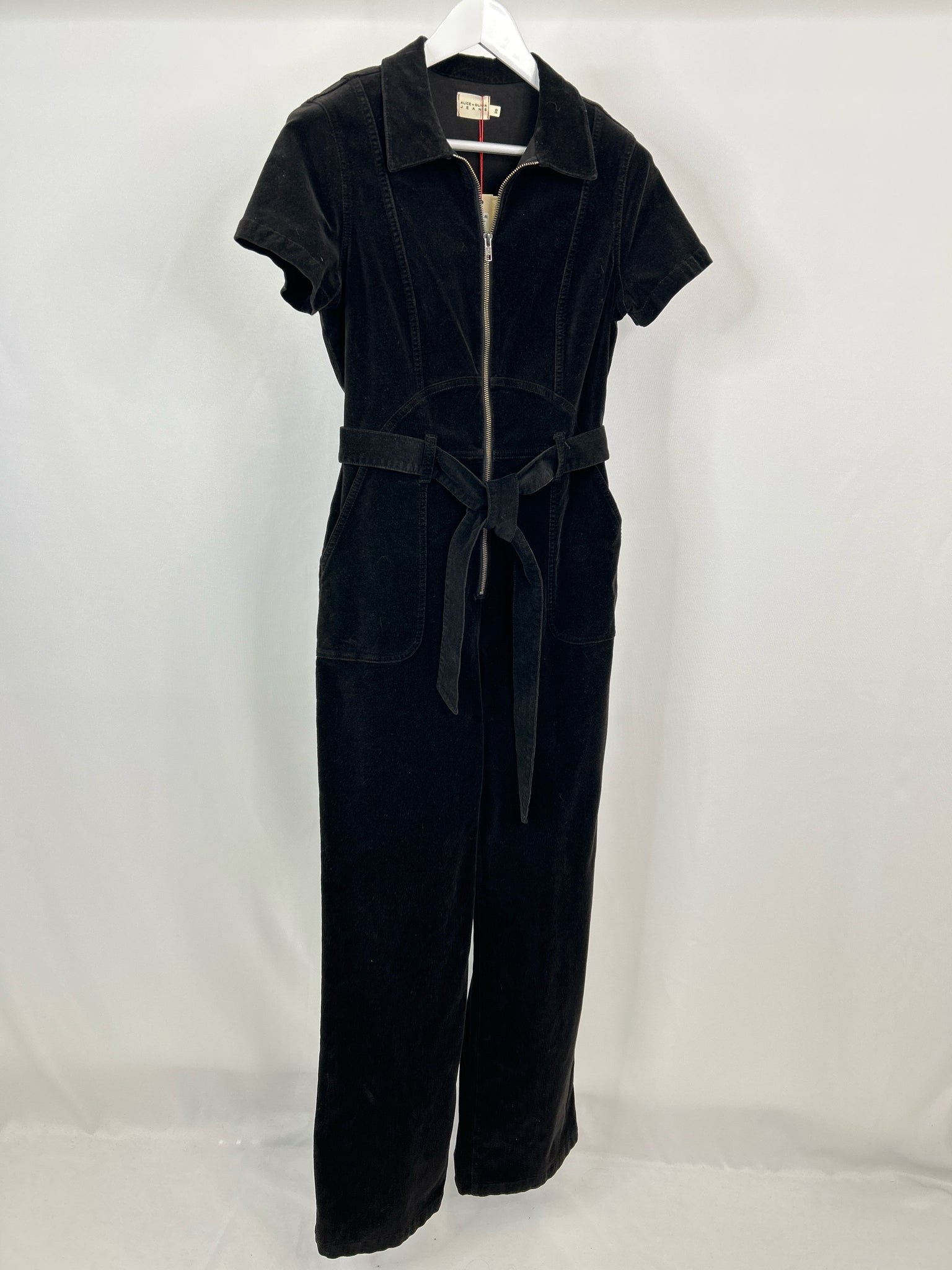 ALICE + OLIVIA NWT Size 30/10 Black Women Jumpsuit