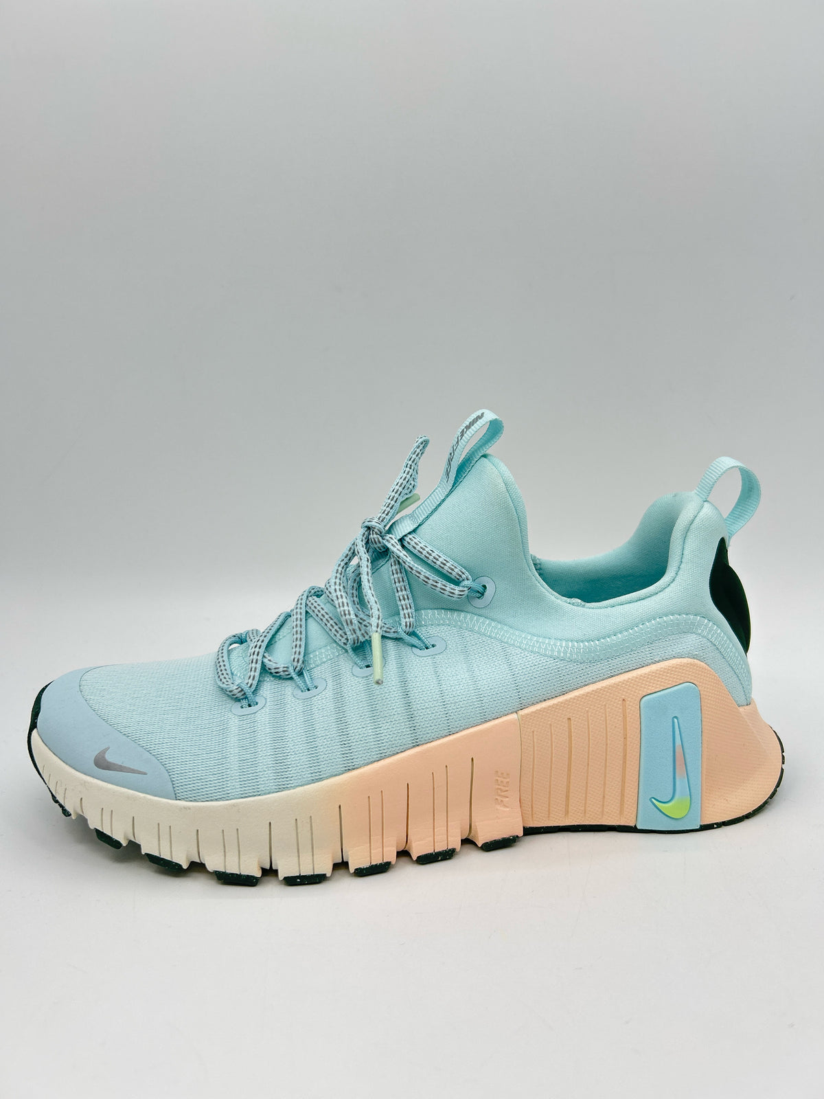 NIKE Size 9.5 TURQUOISE Women Sneakers