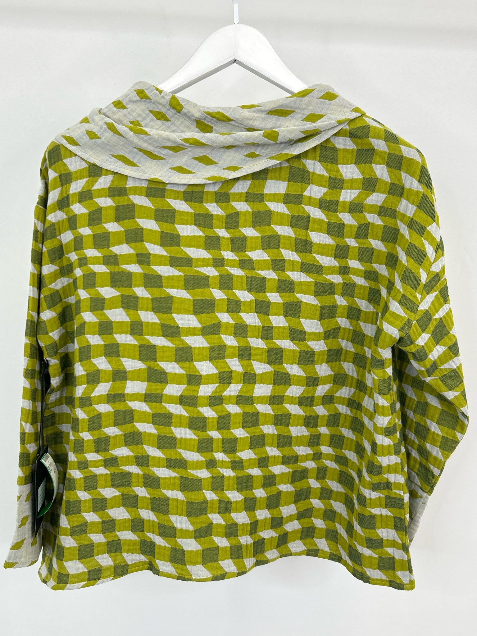 OLIVIA BY HABITAT CLOTHES Size S Green Print Women Shirt NWT