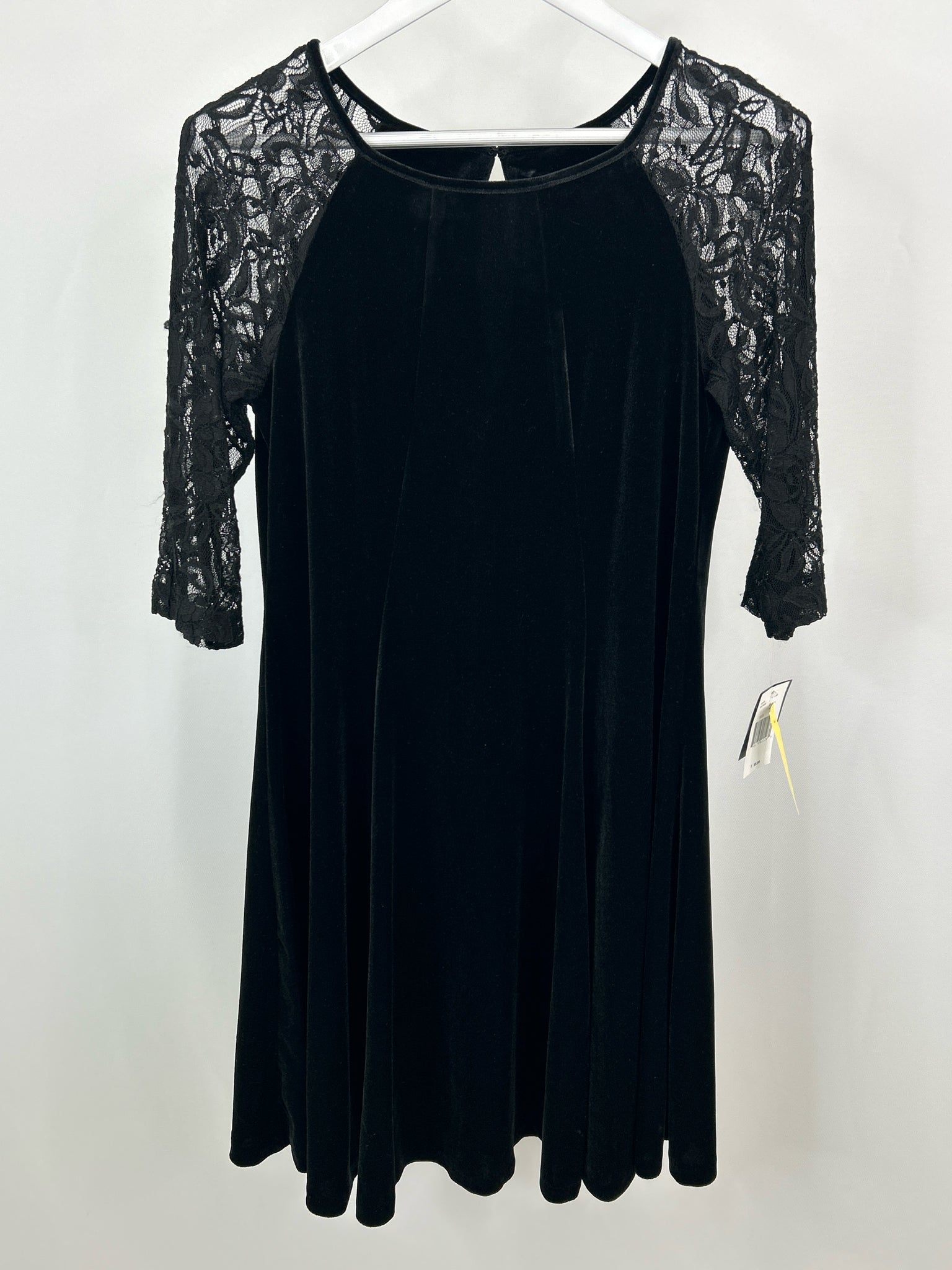 GABBY SKYE Size 6 Black Women Dress