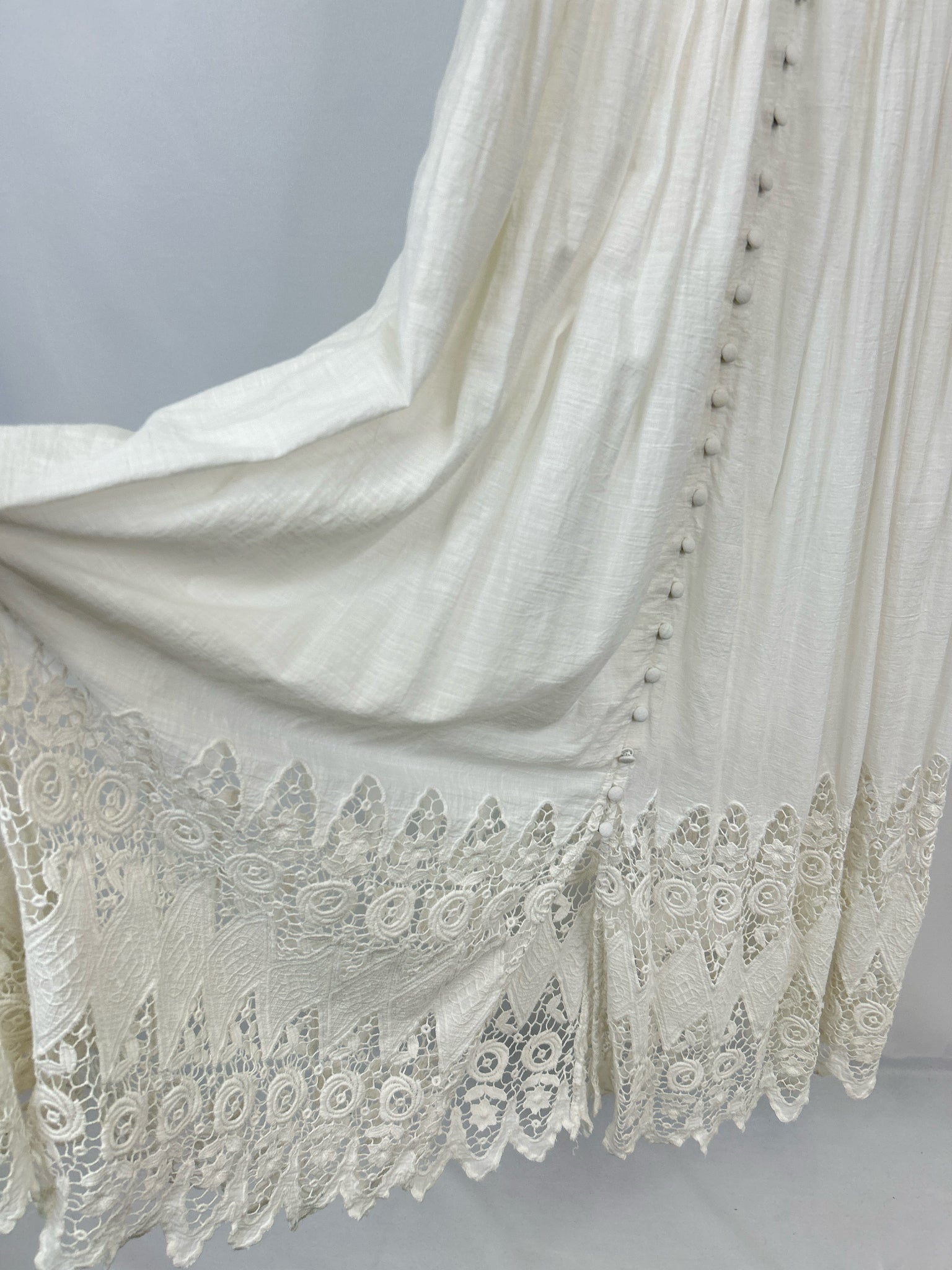 BY ANTHROPOLGIE Size L White Women Dress