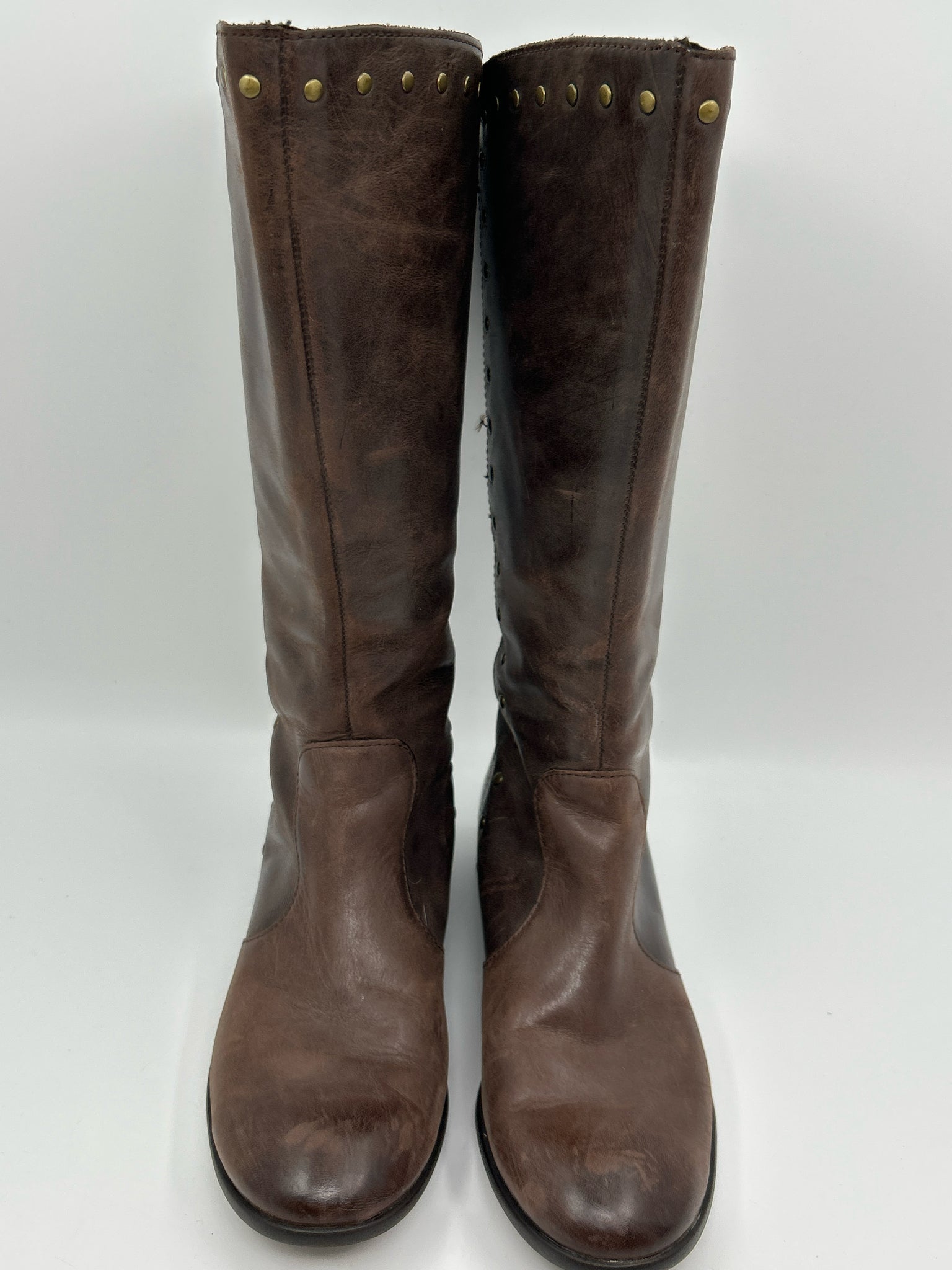 BORN Size 7M Brown Women Boots