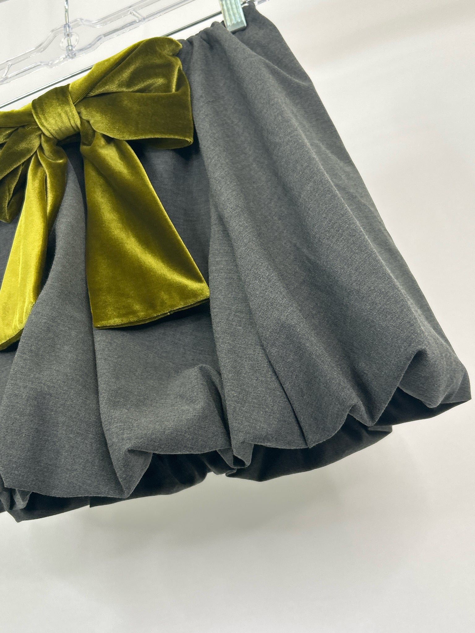 ZARA Size S Gray Women Skirt