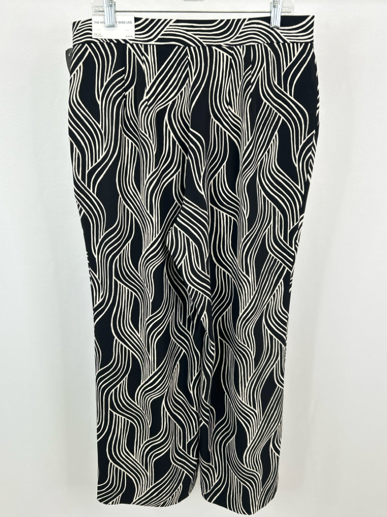 ANN TAYLOR FACTORY NWT Size 12P Black and White Women's Pants