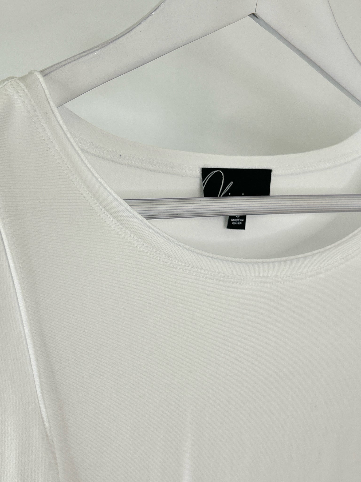 OLIVIA BY HABITAT CLOTHES Size S White Women T-shirt