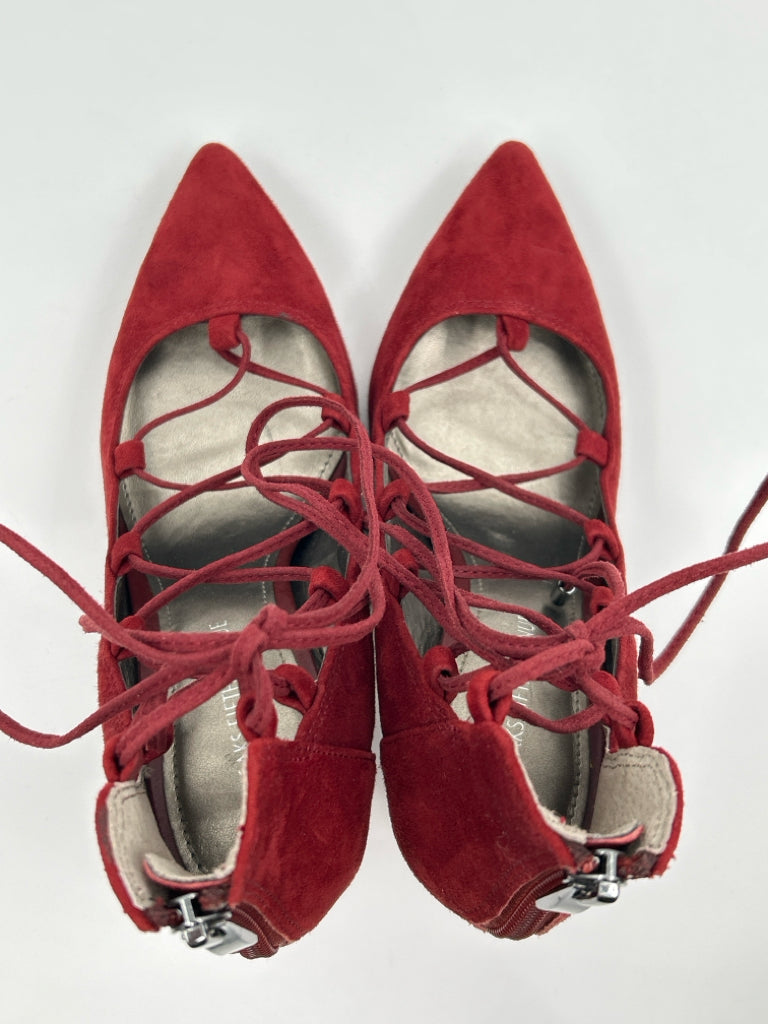 SAKS FIFTH AVENUE Women Size 6 Brick Red Pumps