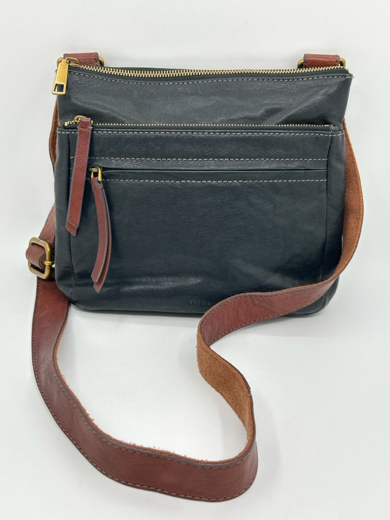 FOSSIL BLACK AND TAN Purse