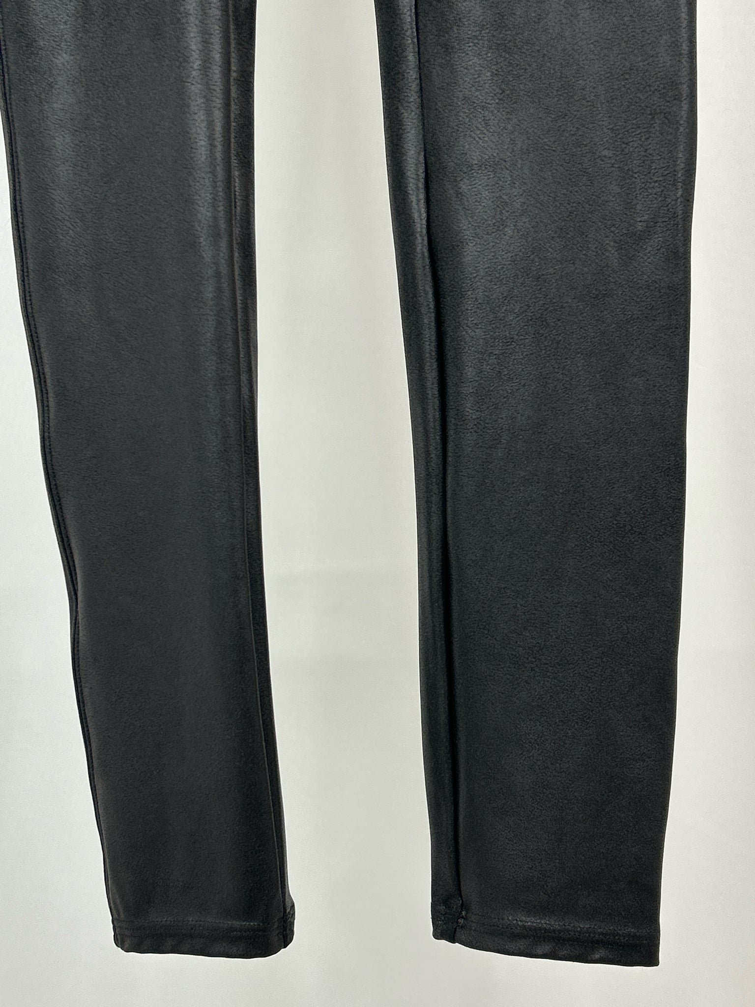 SPANX Size M Black Women Legging