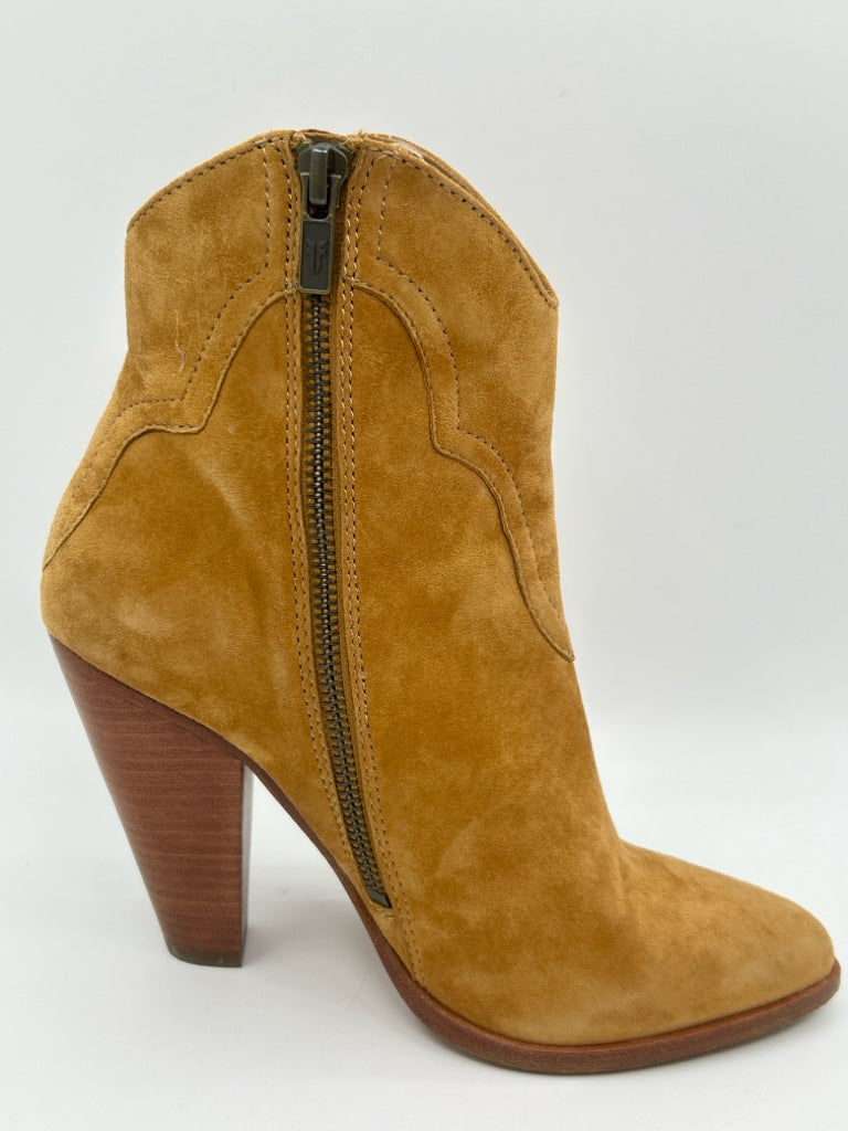 FRYE Size 7M Tan Booties