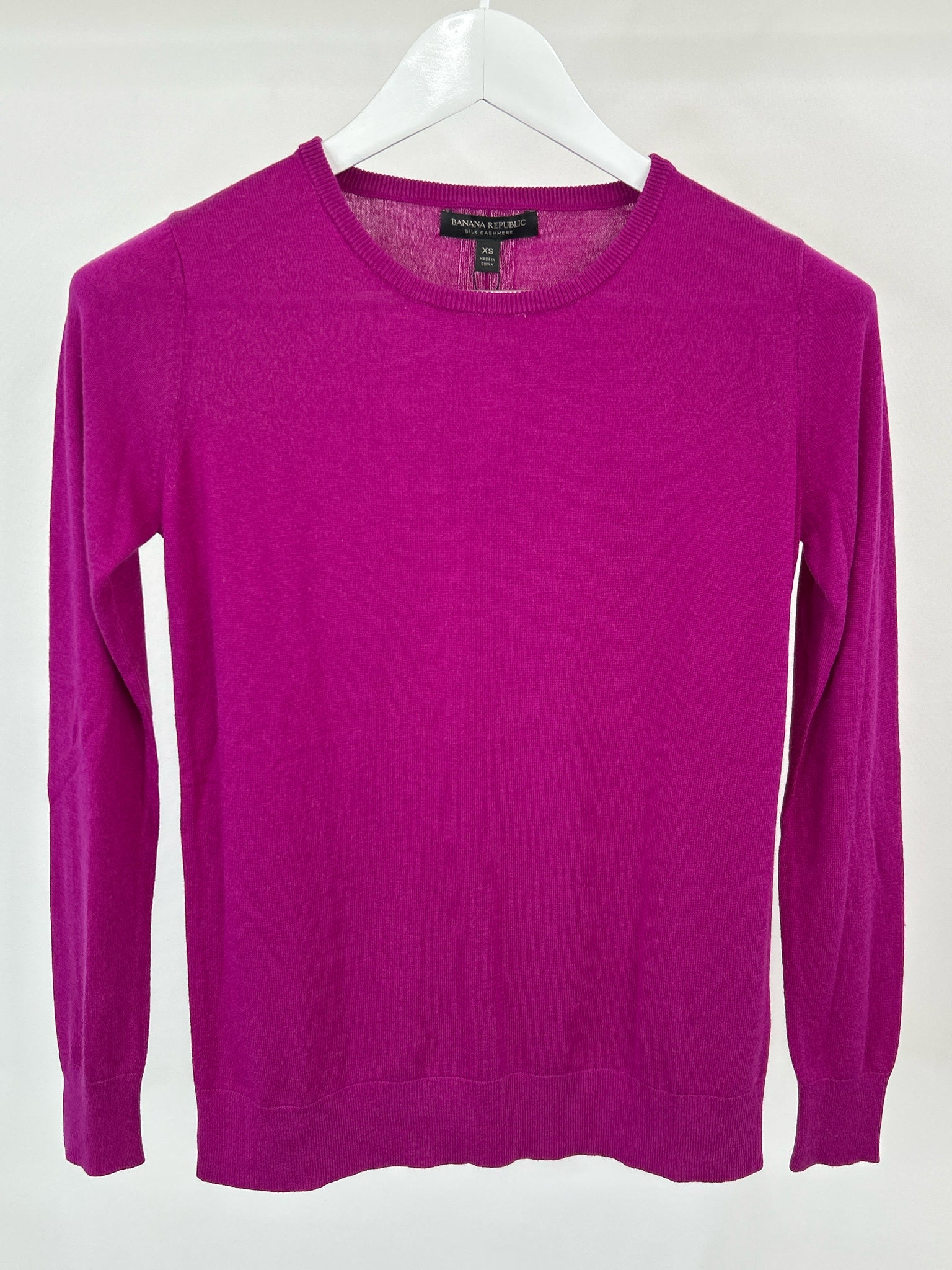 BANANA REPUBLIC Size XS MAGENTA Women Sweater