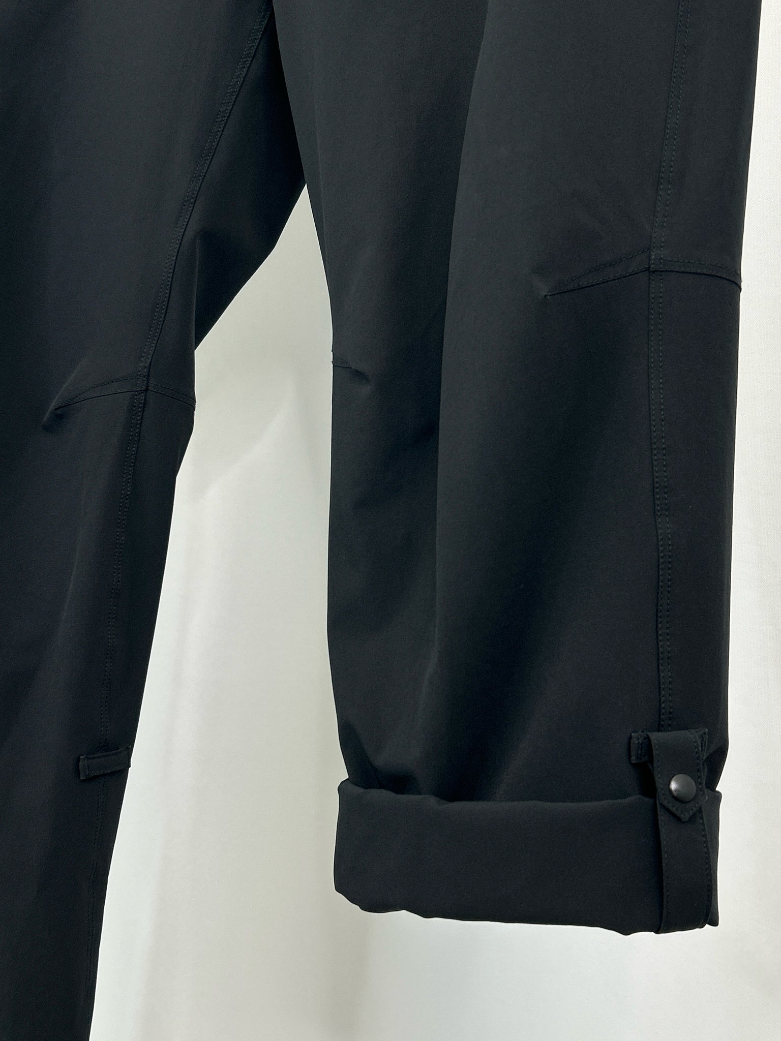 REI Size 14P Black Women Pants