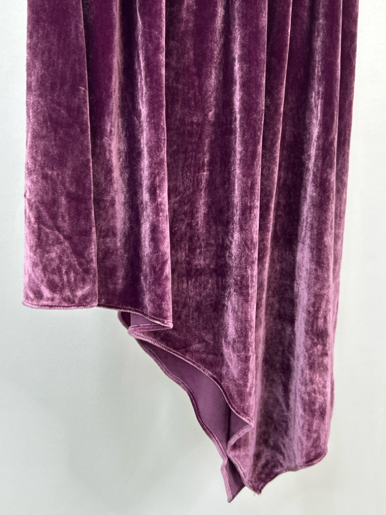 ALICE + OLIVIA Women Size S Boysenberry Velvet Skirt NWT