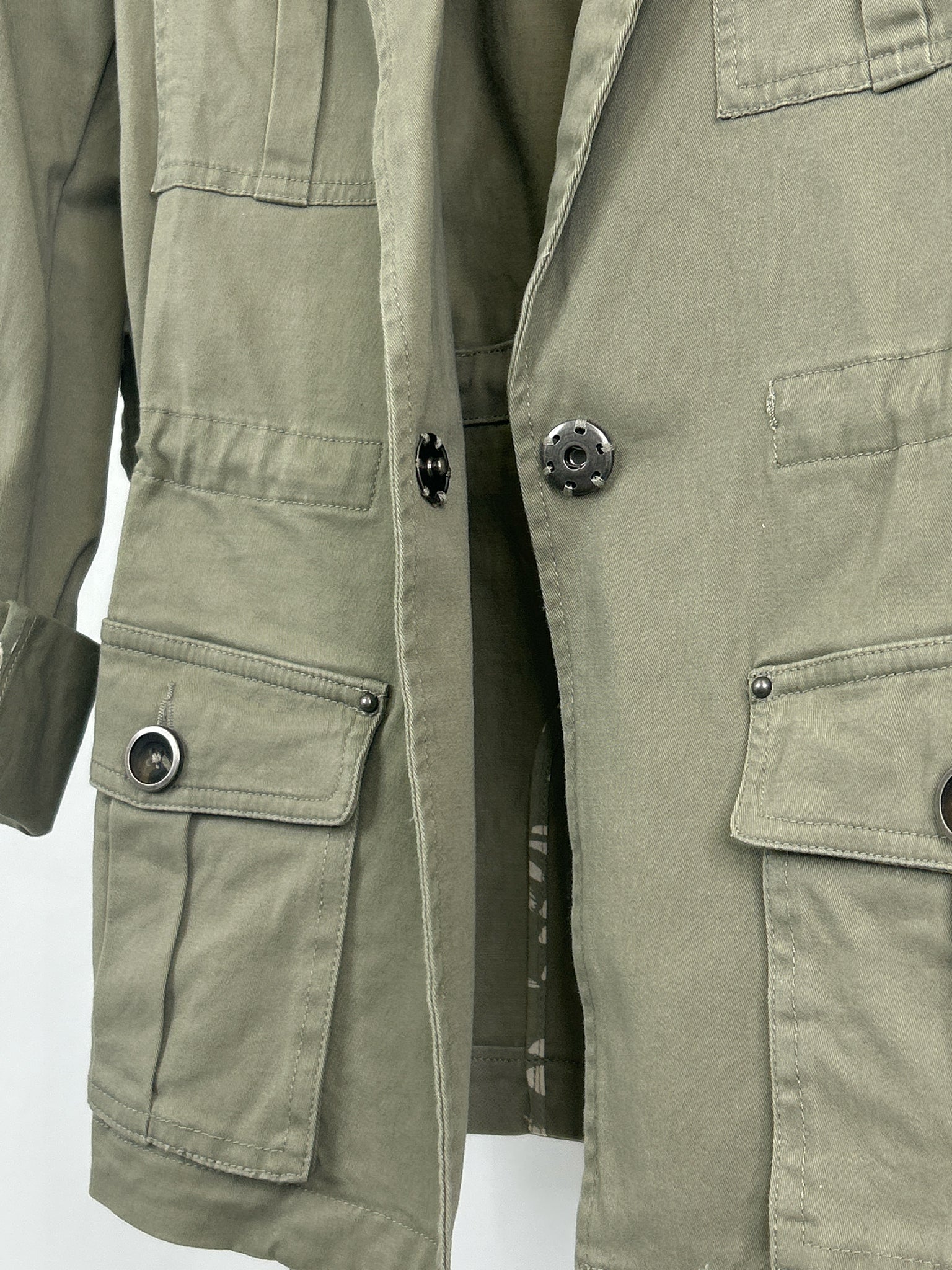 Good Hart Size M ARMY GREEN Women Jacket