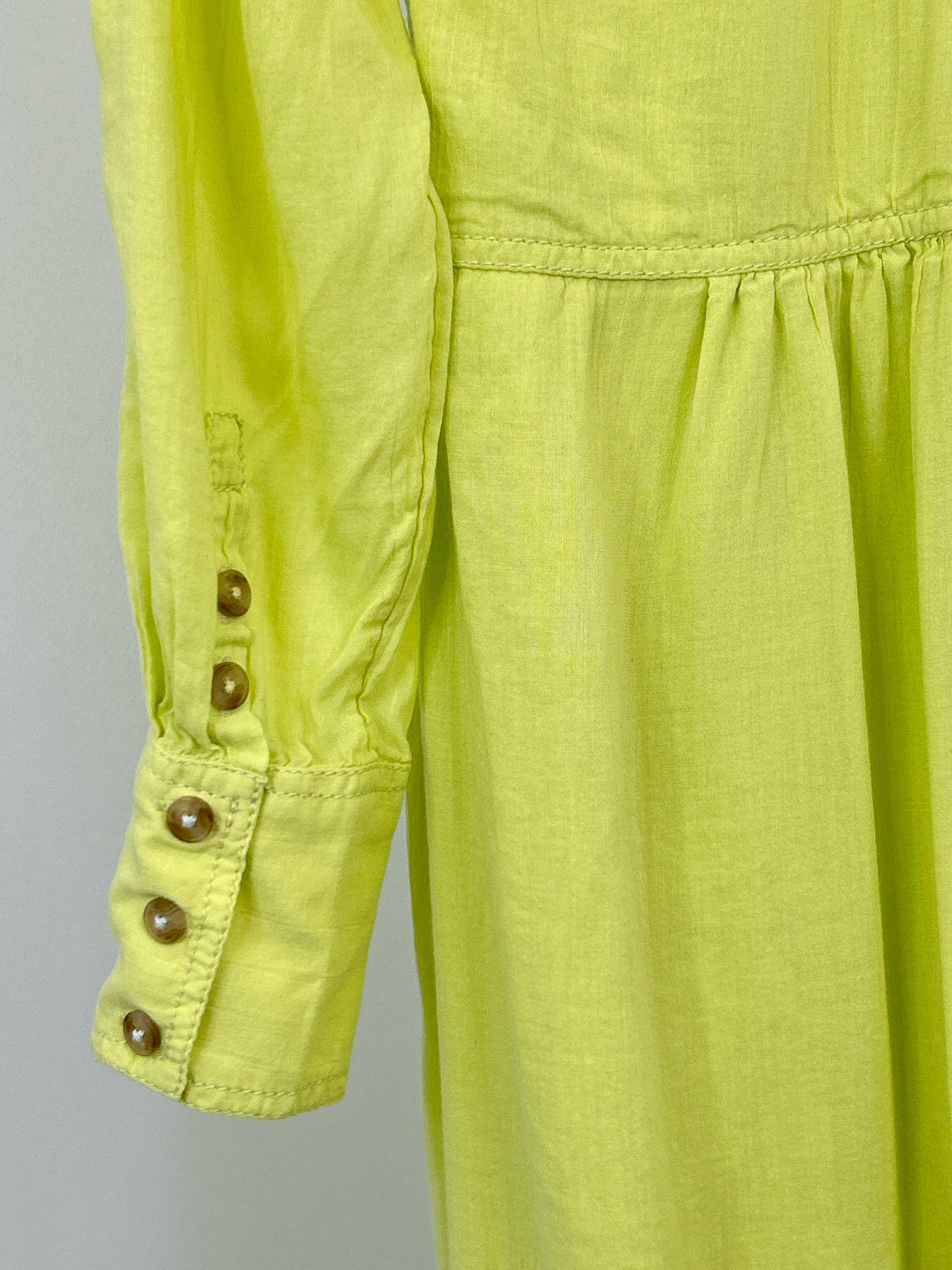 PILCRO Size XS LIME Women Dress