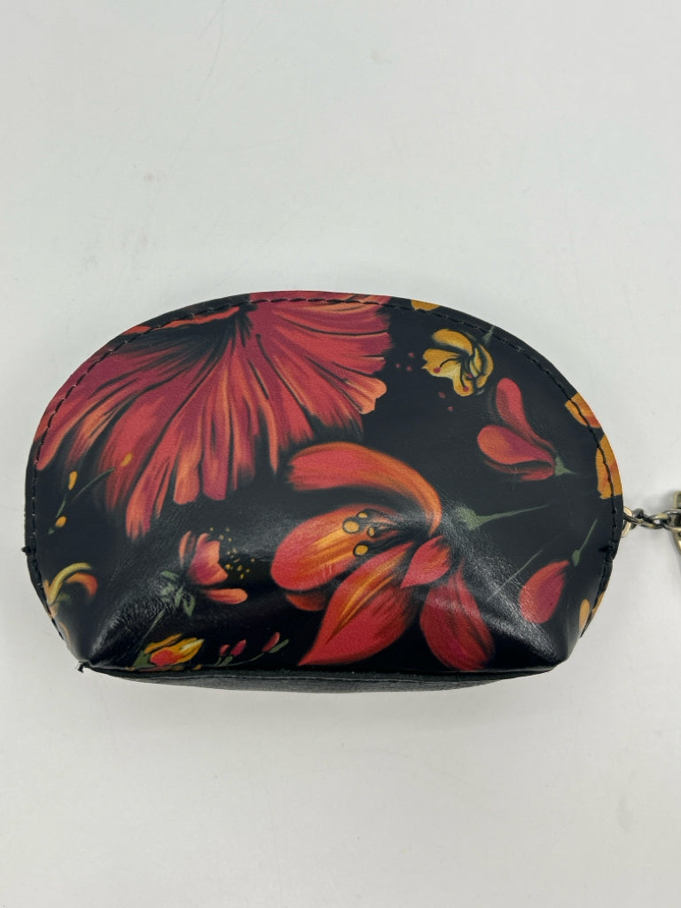 PATRICIA NASH Black Floral Purse