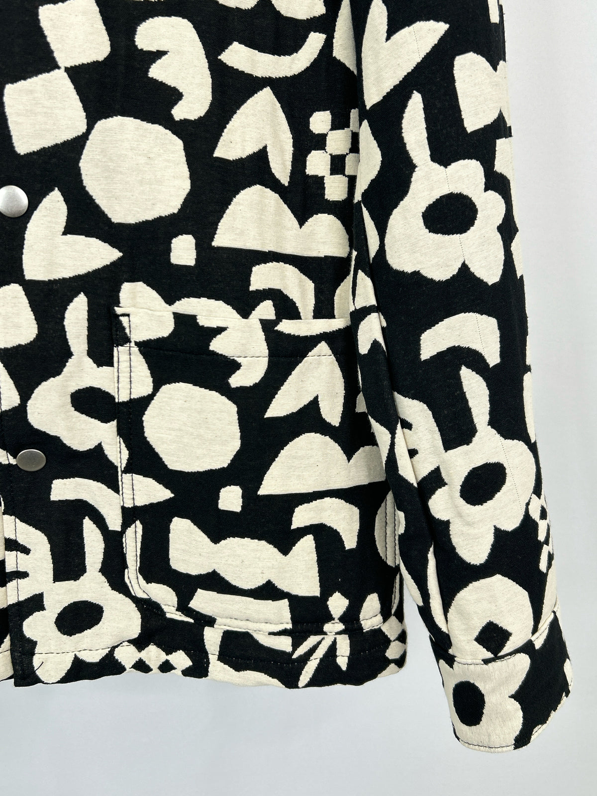ZARA Size S Black & Cream Women Jacket