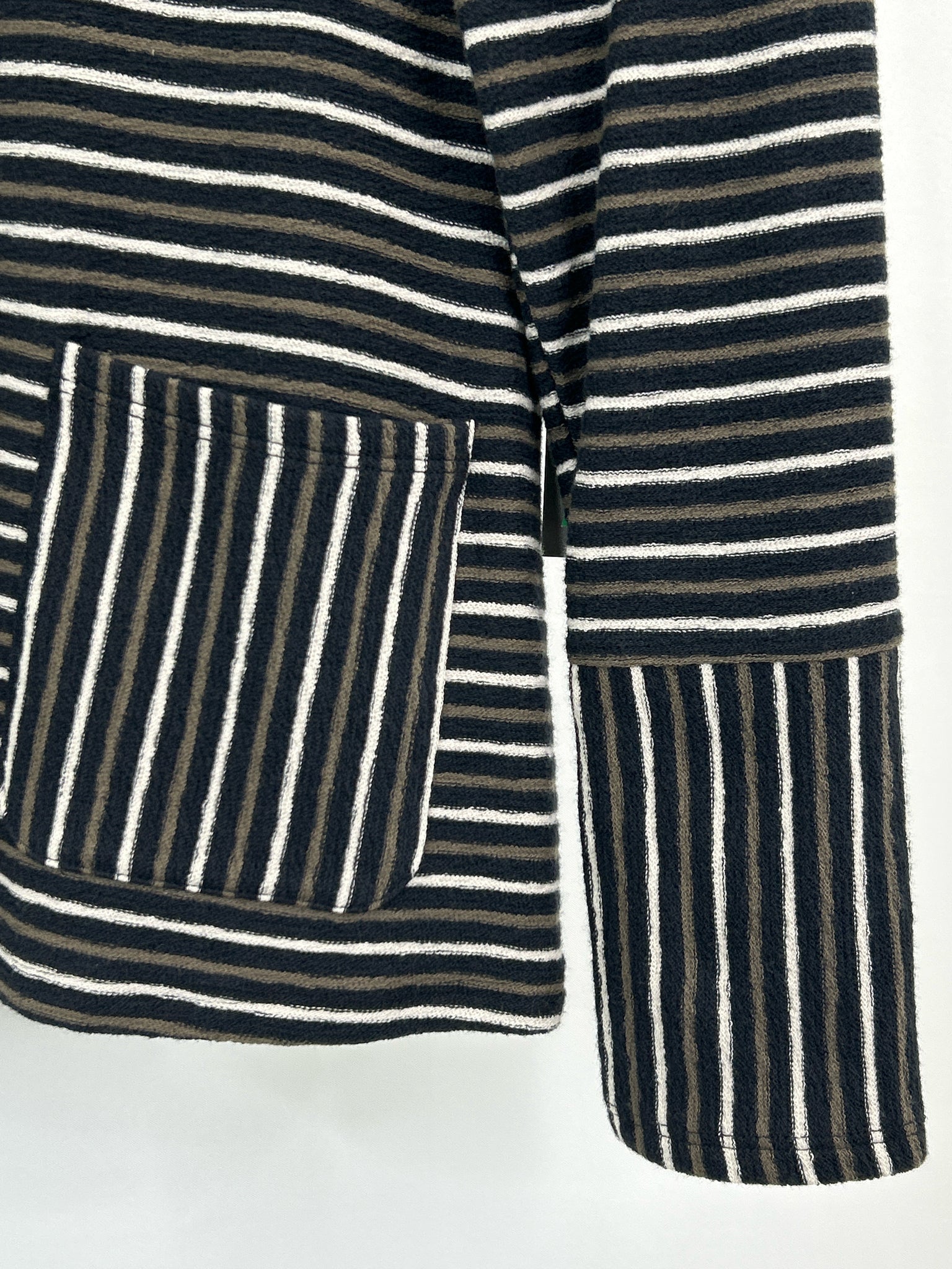 HABITAT Size S black striped Women Top