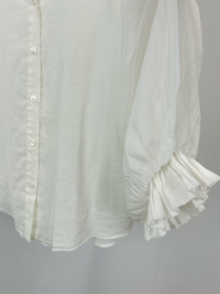 FATE Size S White Women's Shirt