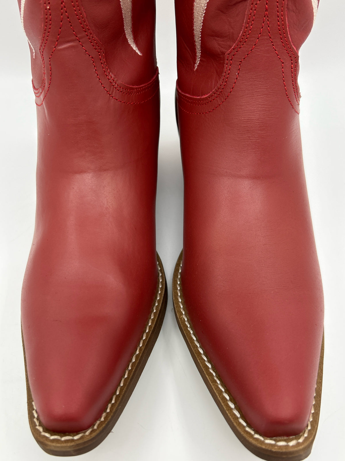 DINGO Size 8.5M Red Women Boots NIB