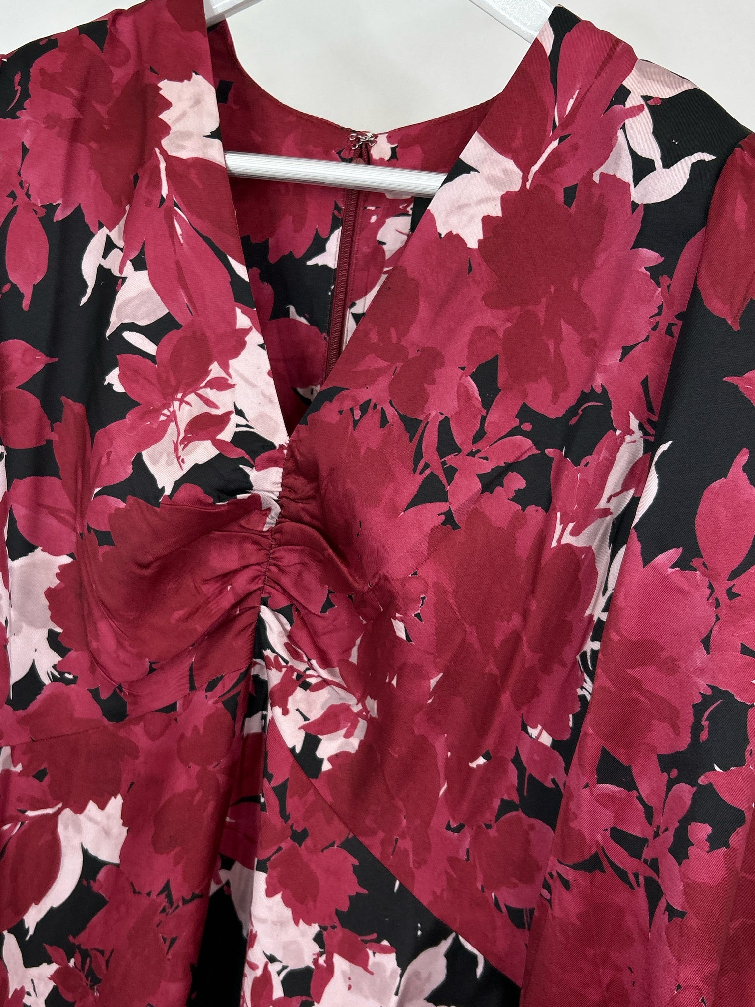 BANANA REPUBLIC Size 12 Red Floral Women Dress NWT