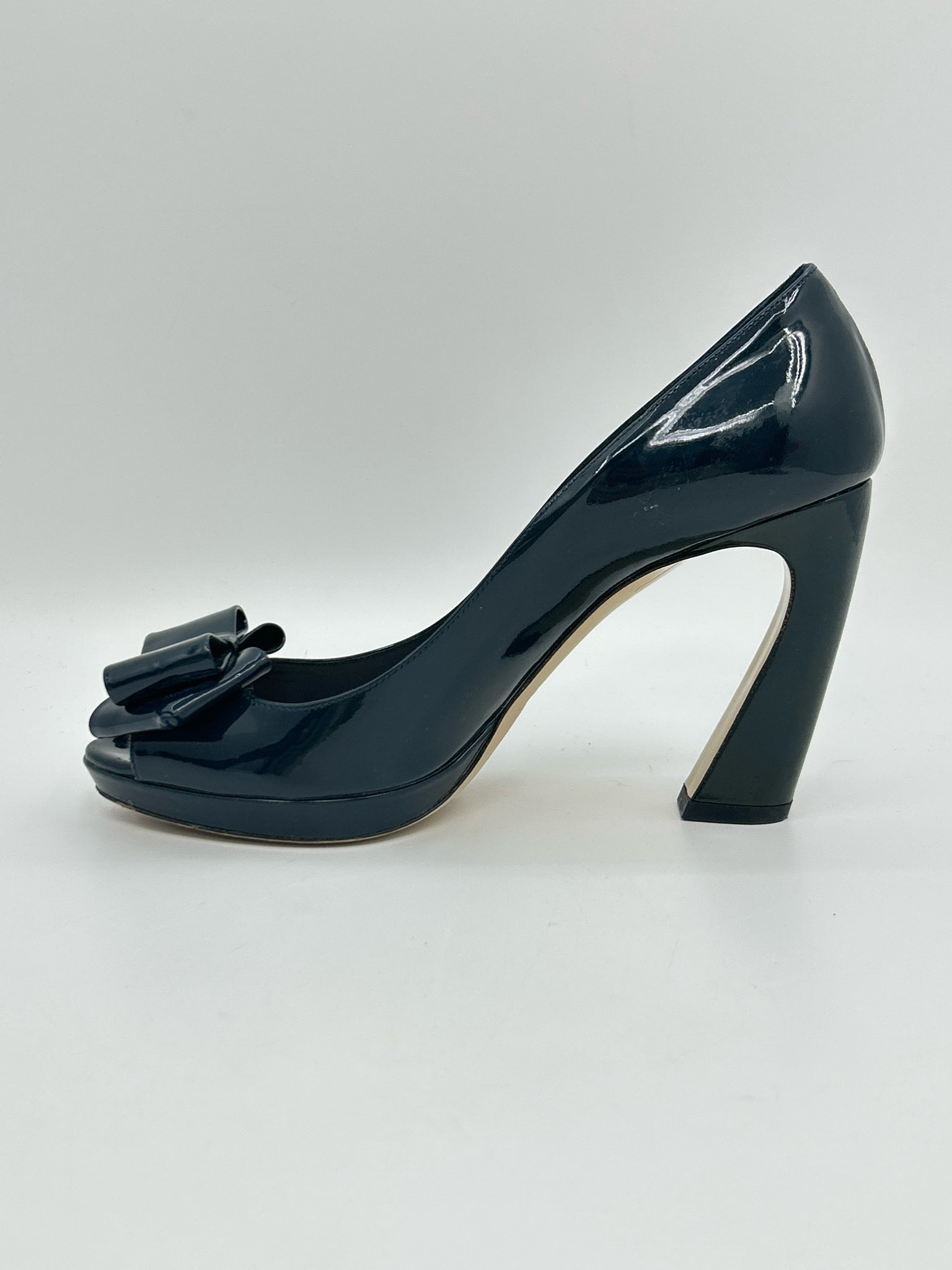 MIU MIU Size 38 Teal Women Pumps