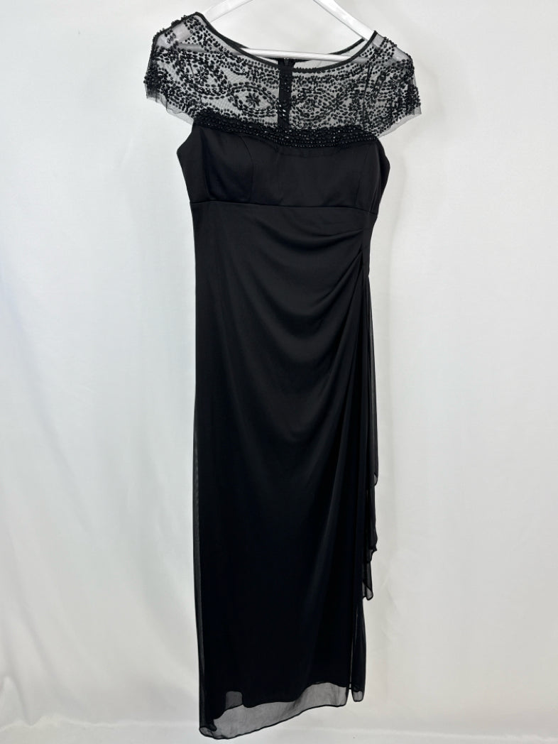 R&M RICHARDS NWT Size 8P Black Women Dress