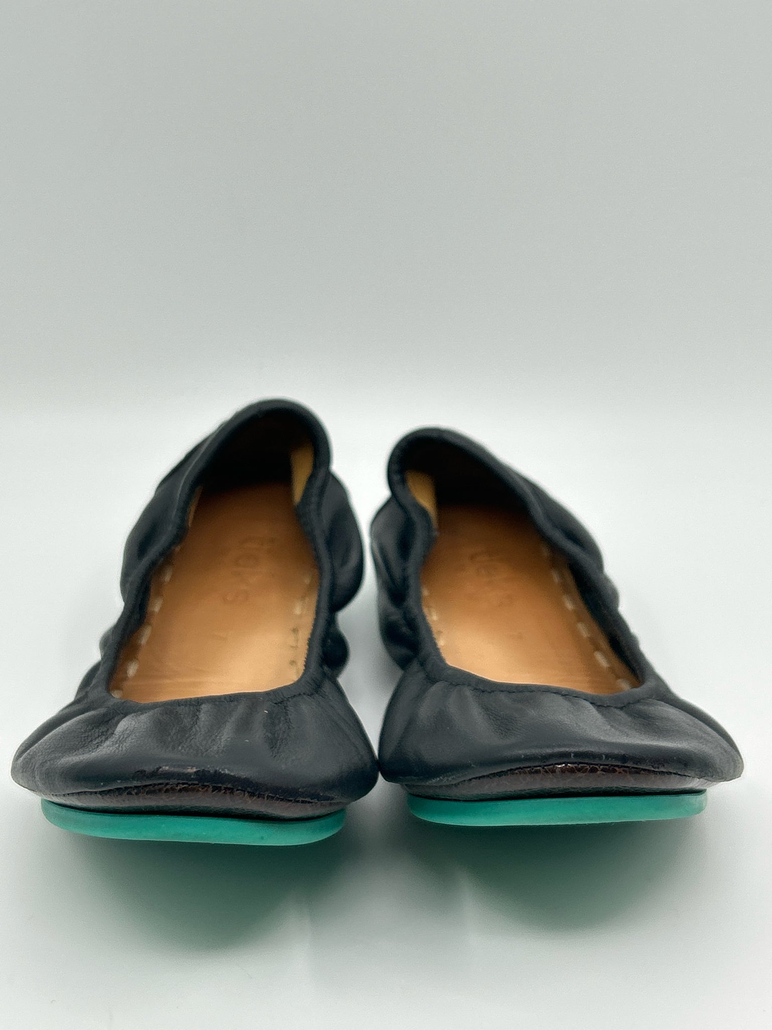 TIEKS Size 7 Black Women Flats