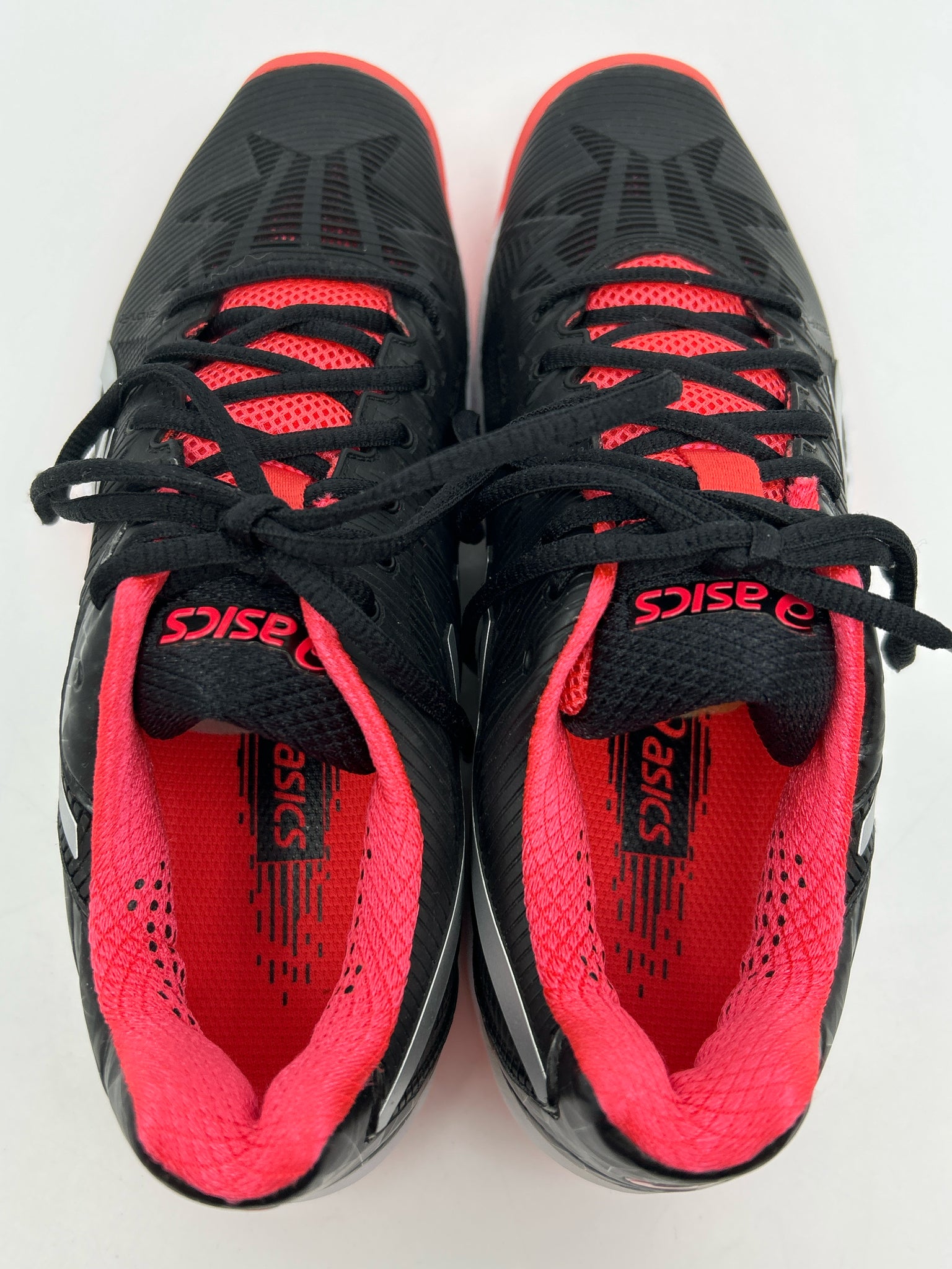 ASICS Size 7 black & pink Women Sneakers