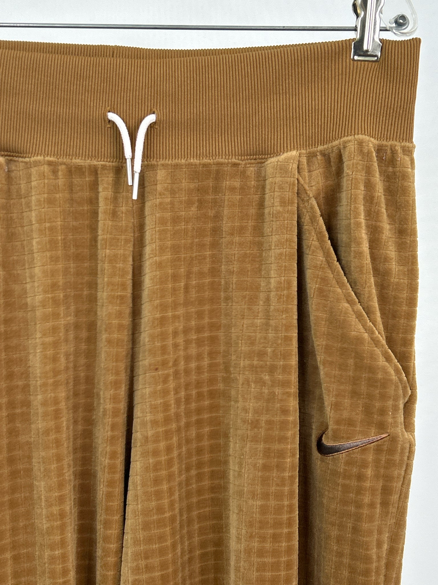 NIKE Size L Brown Women 2-Piece w/Pants