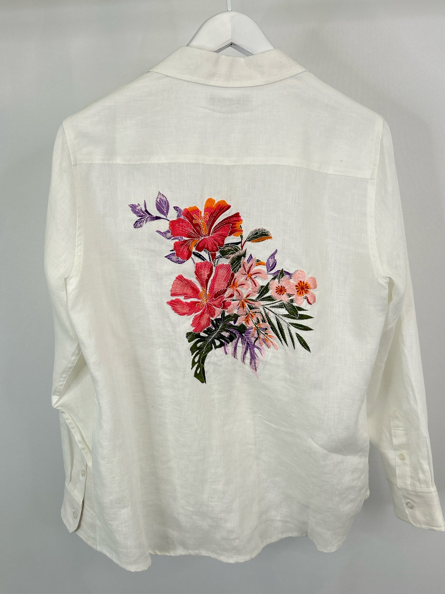 TOMMY BAHAMA Size L White Women Shirt NWT