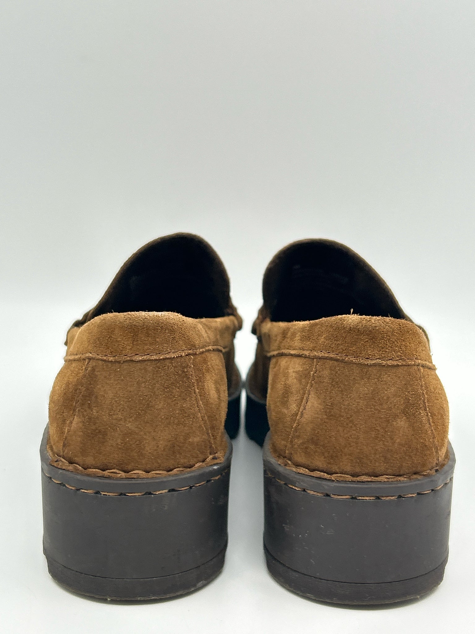 BORN Size 8M Brown Women Loafer