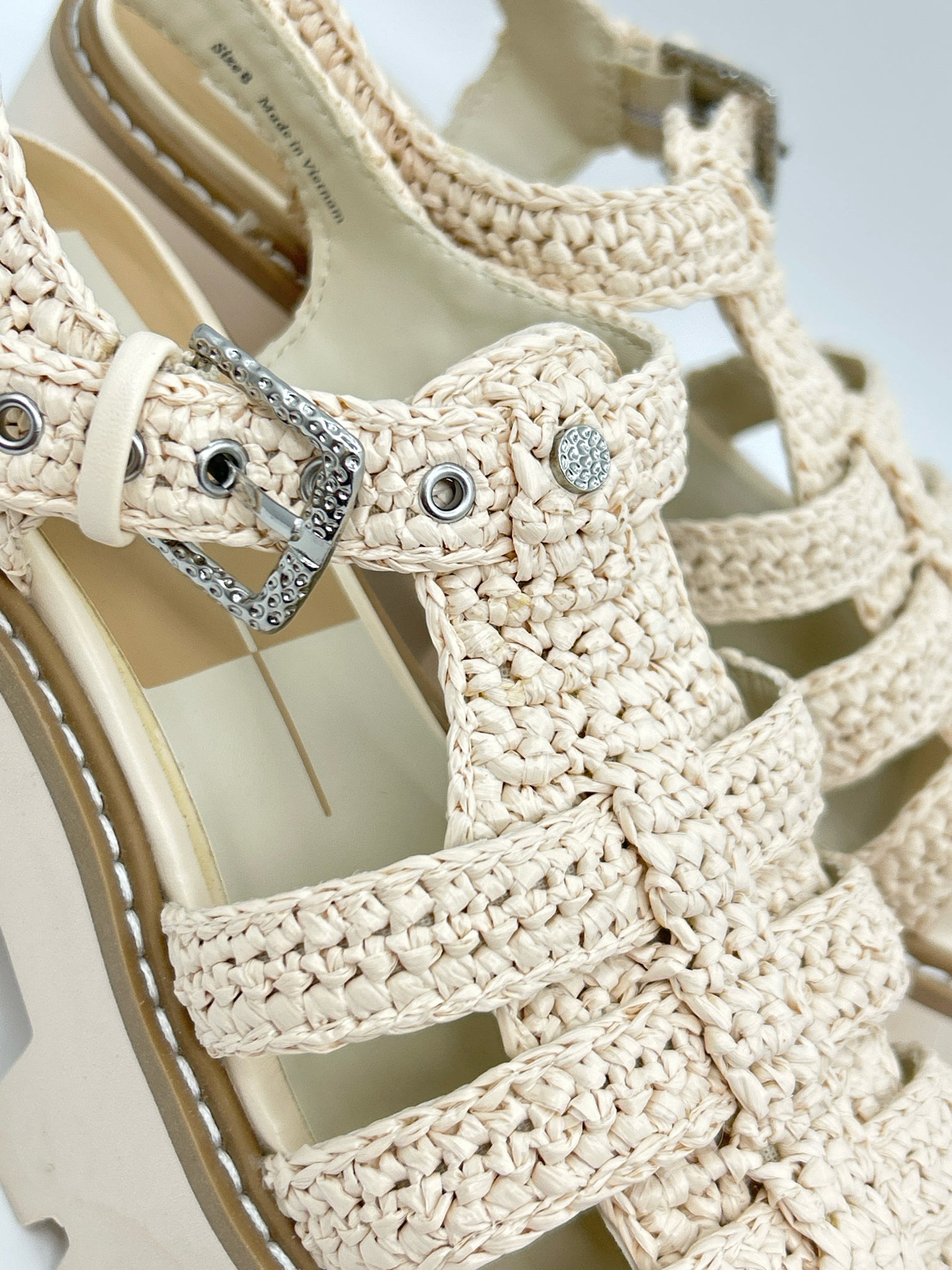 DOLCE VITA Size 8 Oatmeal Women Sandal