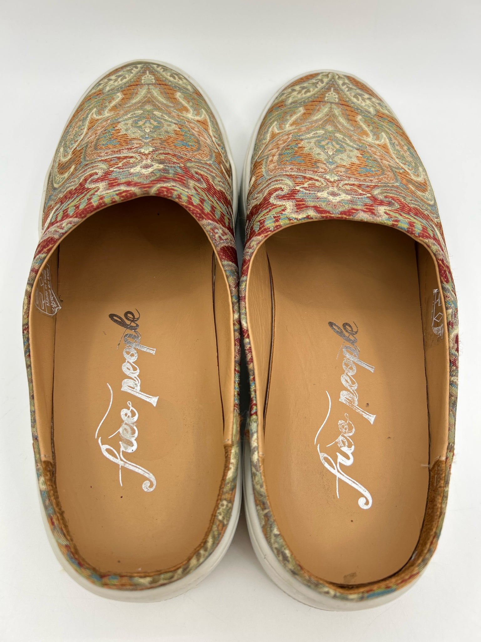 FREE PEOPLE Size 8 Orange Print Women's Shoes