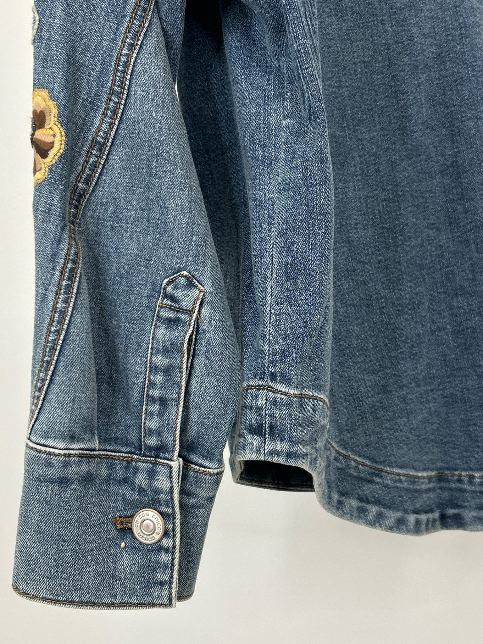CHICO'S Size M BLUE DENIM Women Jacket
