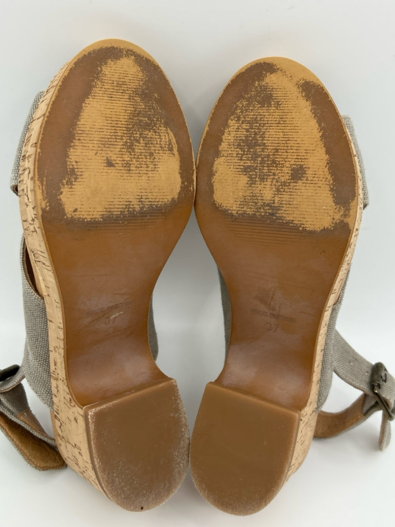 Garnett Hill EU Size 37, US Size 7 Taupe Sandal