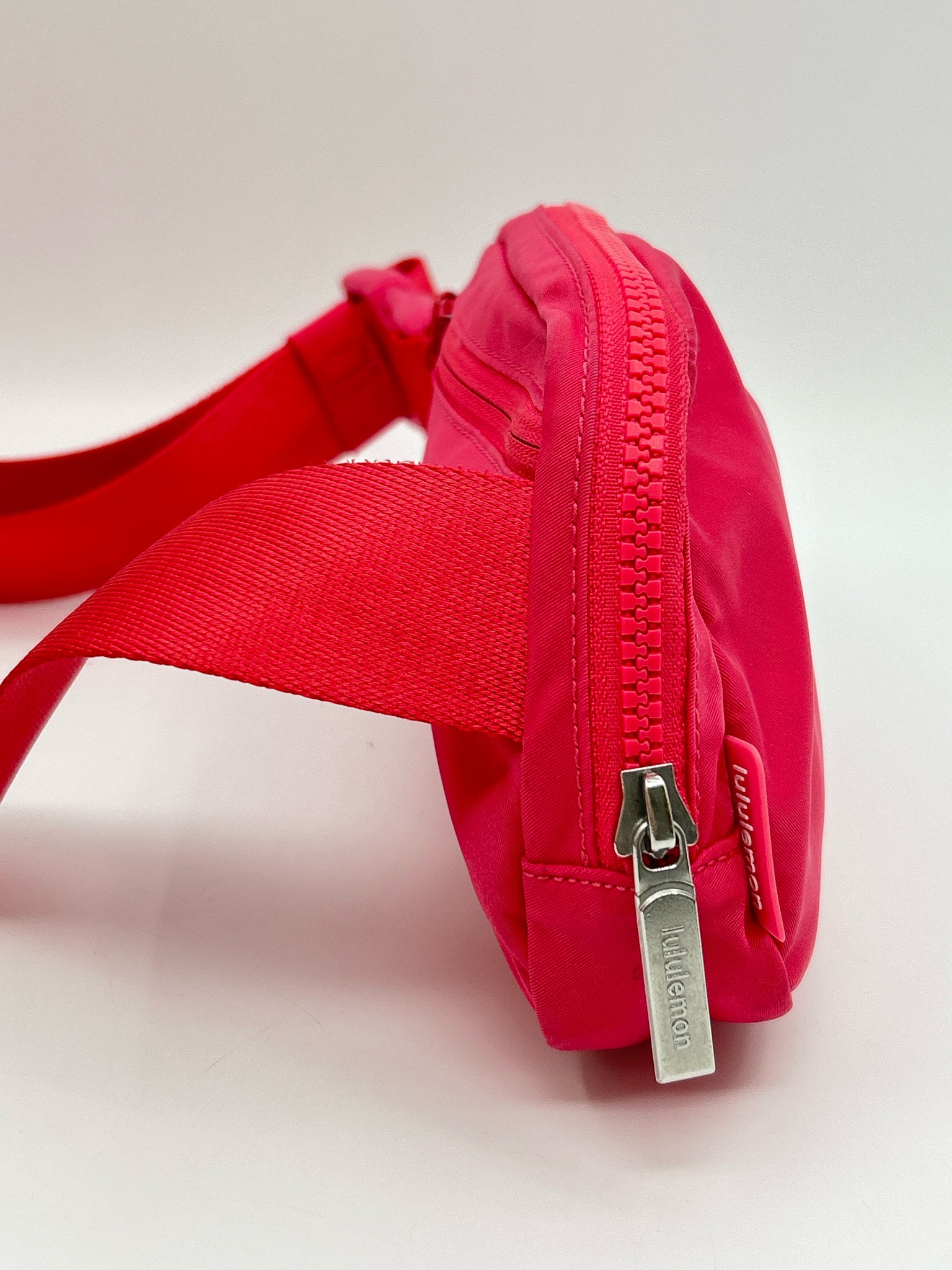 LULULEMON Pink Women Purse