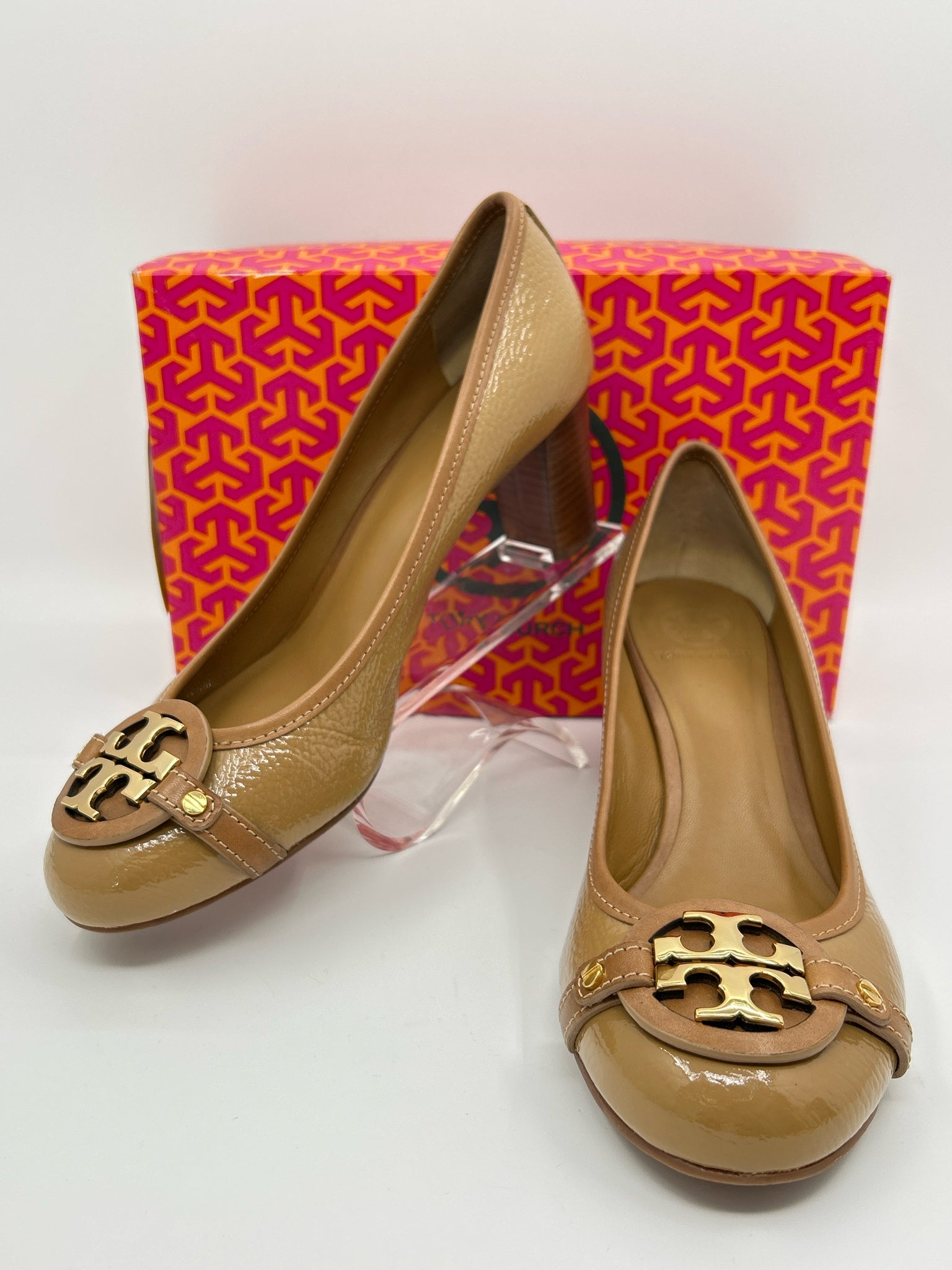 TORY BURCH Size 10.5 Tan Women Pumps