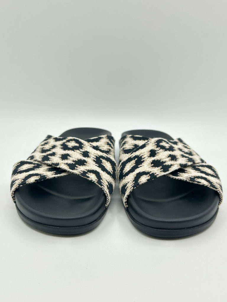 ROTHY'S Size 10 Animal Print Sandal