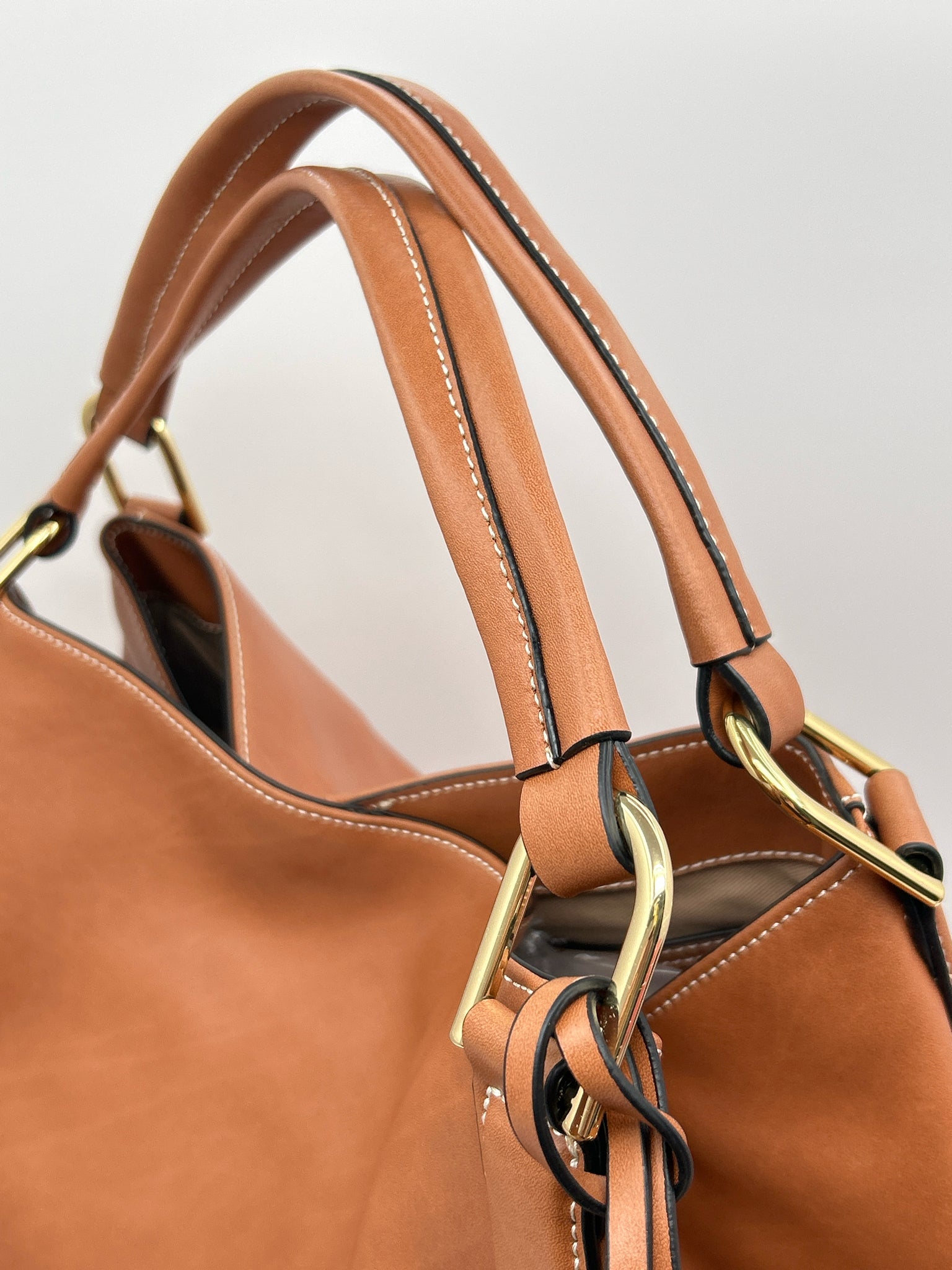 G.I.L.I COGNAC Women Purse
